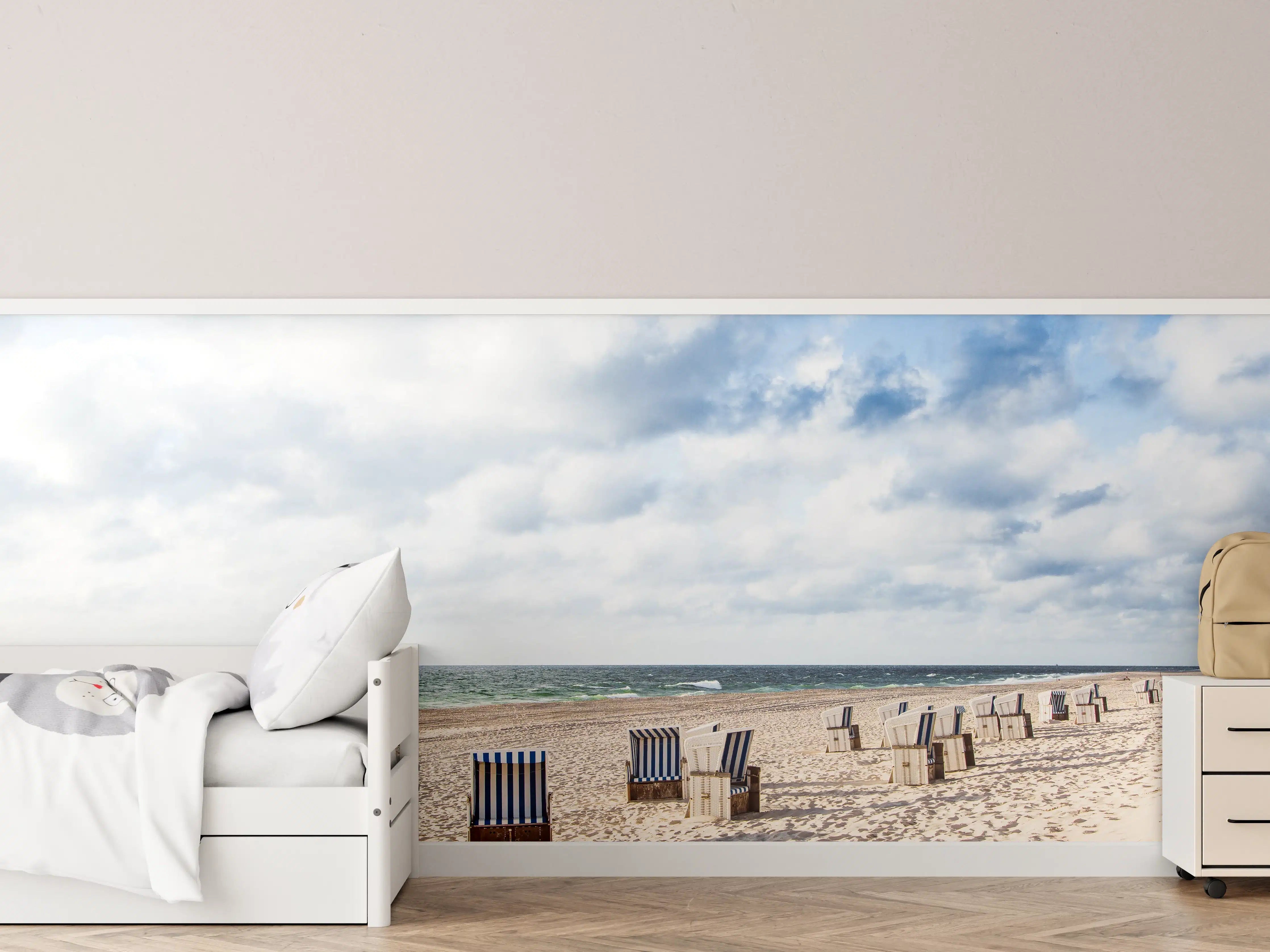 Kinderzimmer Wandgestaltung - Schöne Strandliegestühle in Blau und Weiß