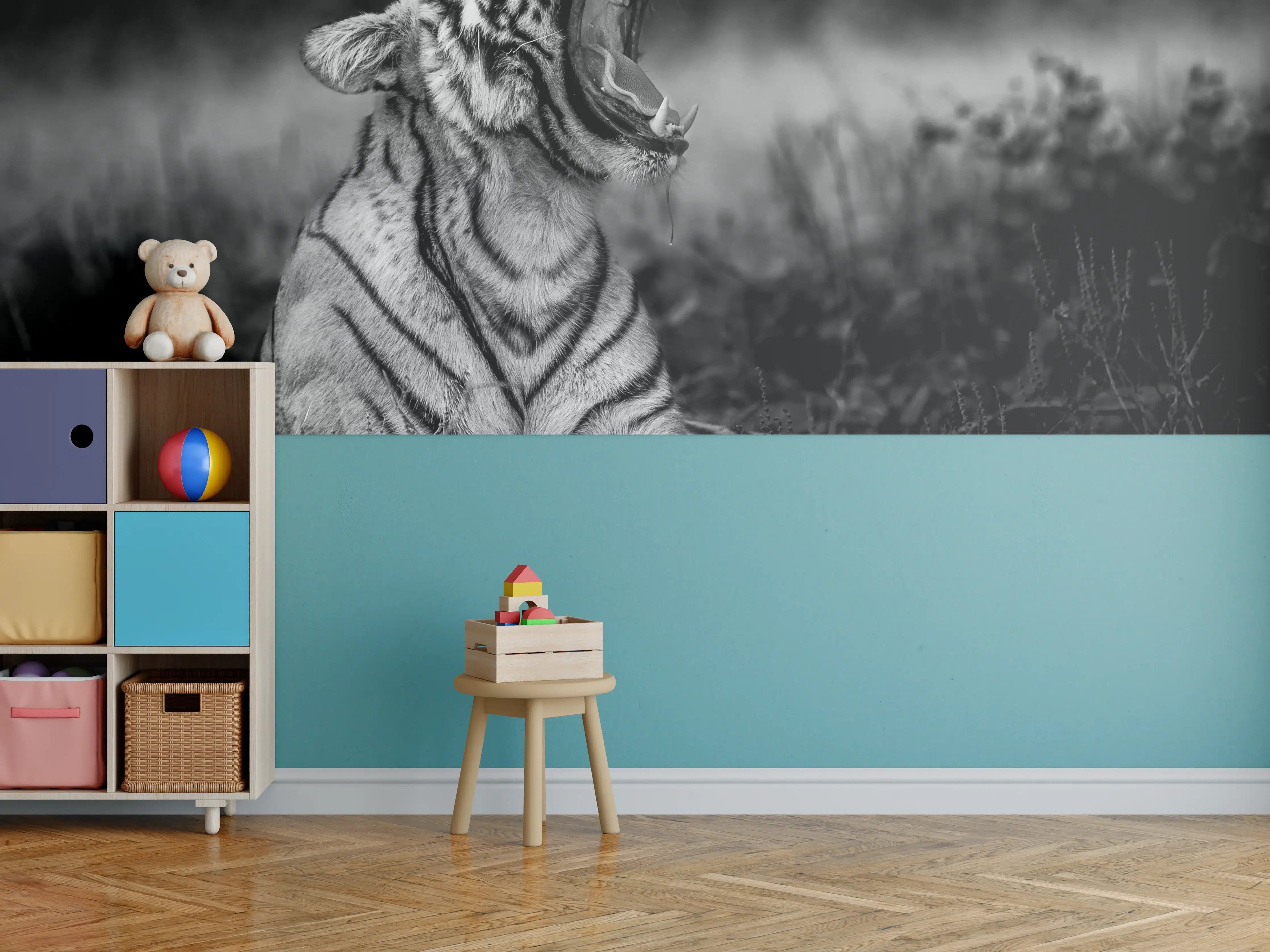 Kinderzimmer Wandgestaltung - Schwarz-Weiß-Tiger im Dämmerlicht