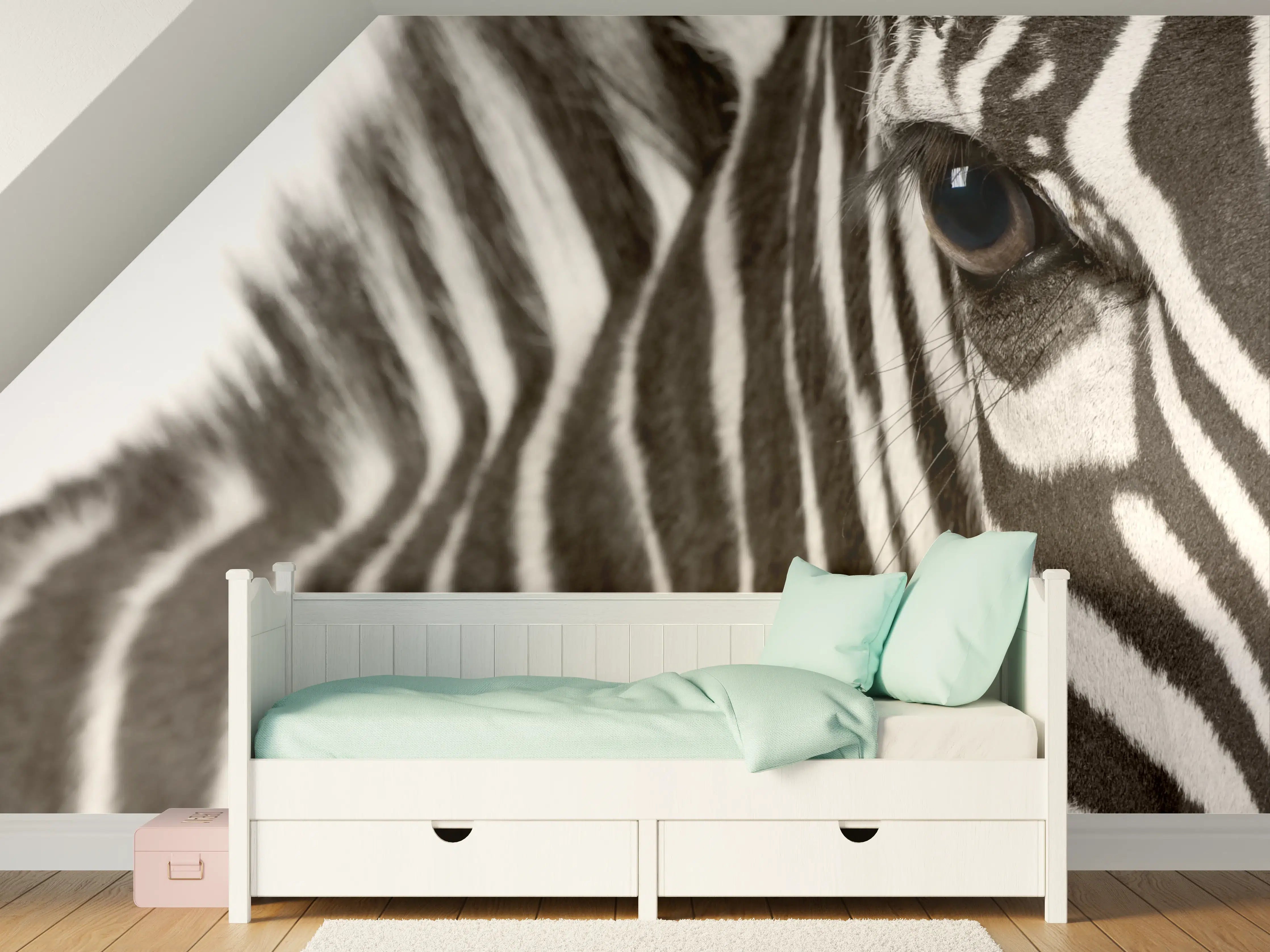 Kinderzimmer Wandgestaltung - Schwarz-Weiß Zebra mit Fokus auf Kopfdetails