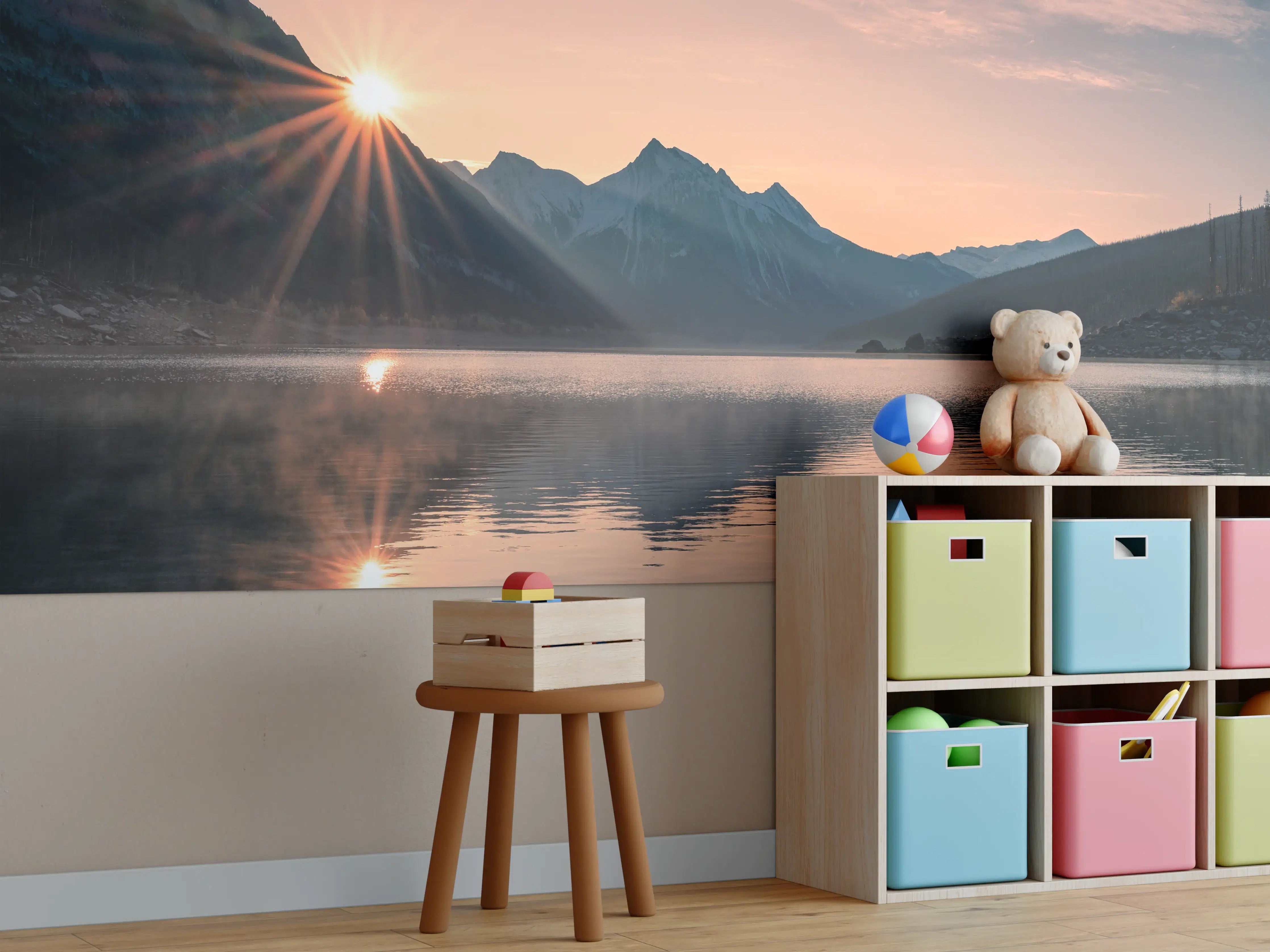 Kinderzimmer Wandgestaltung - Sonnenstrahlen im Bergnebel
