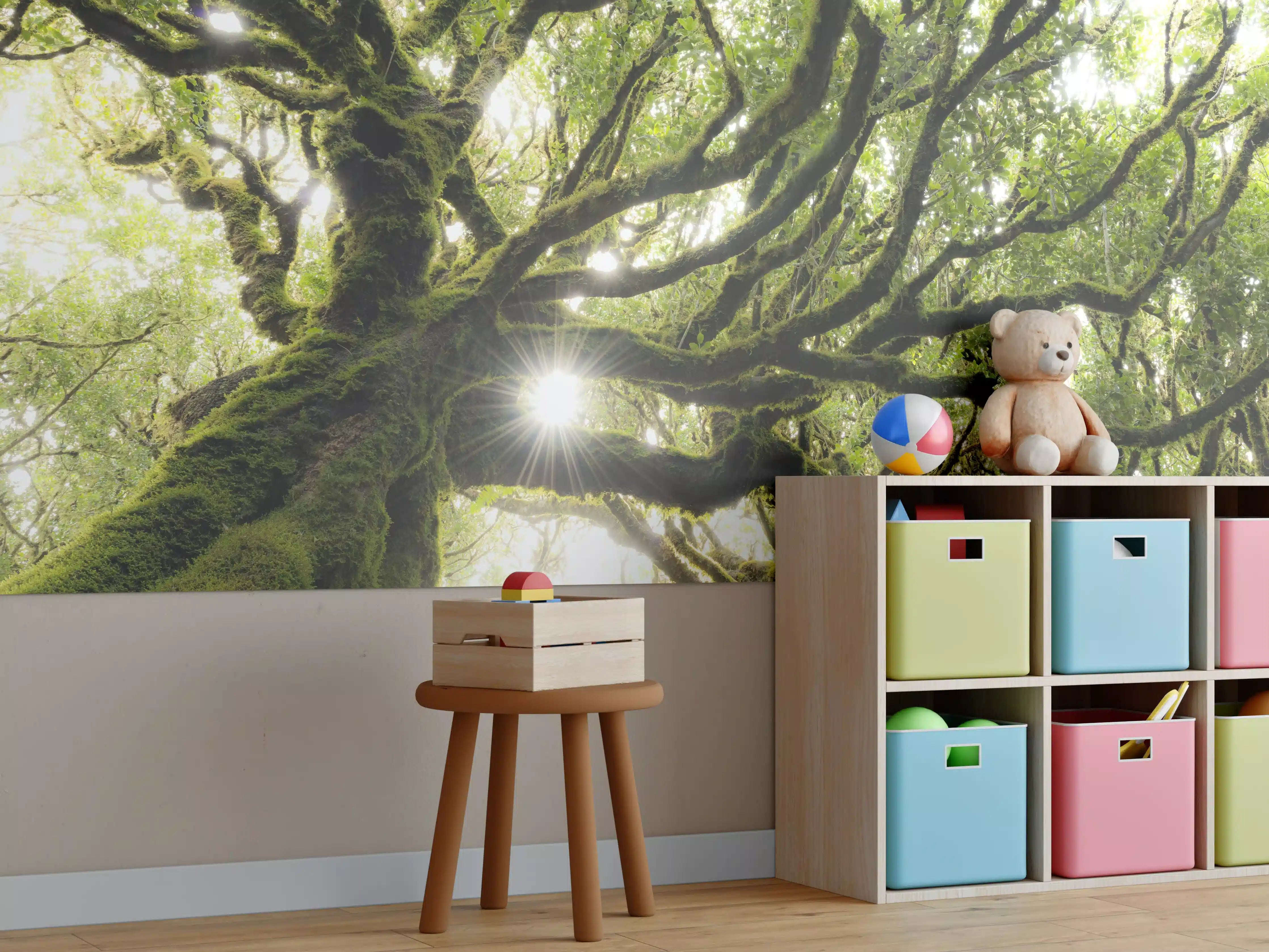 Kinderzimmer Wandgestaltung - Sonnenstrahlen im Wald