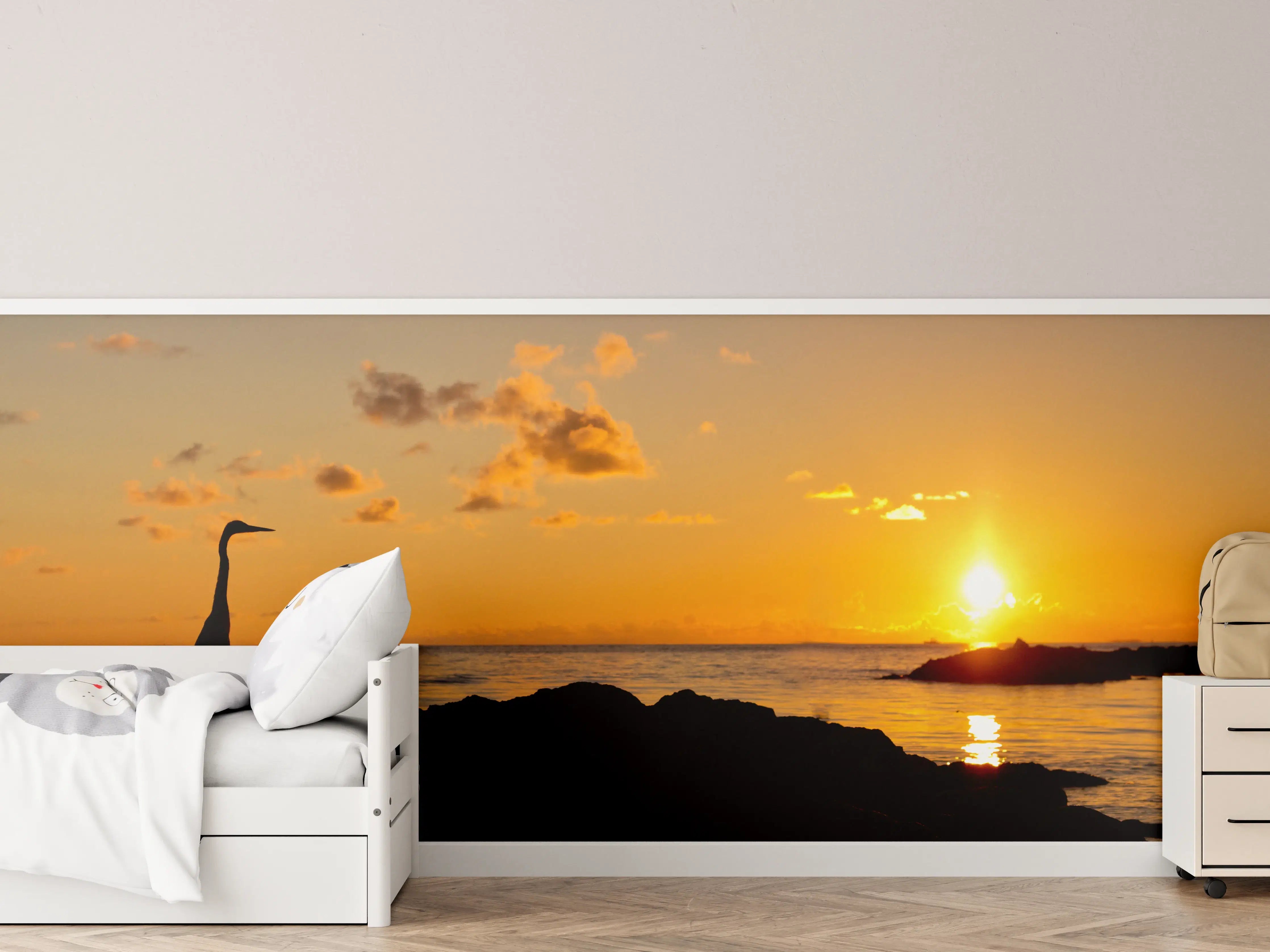Kinderzimmer Wandgestaltung - Sonnenuntergang am Meer mit Vogel-Silhouette
