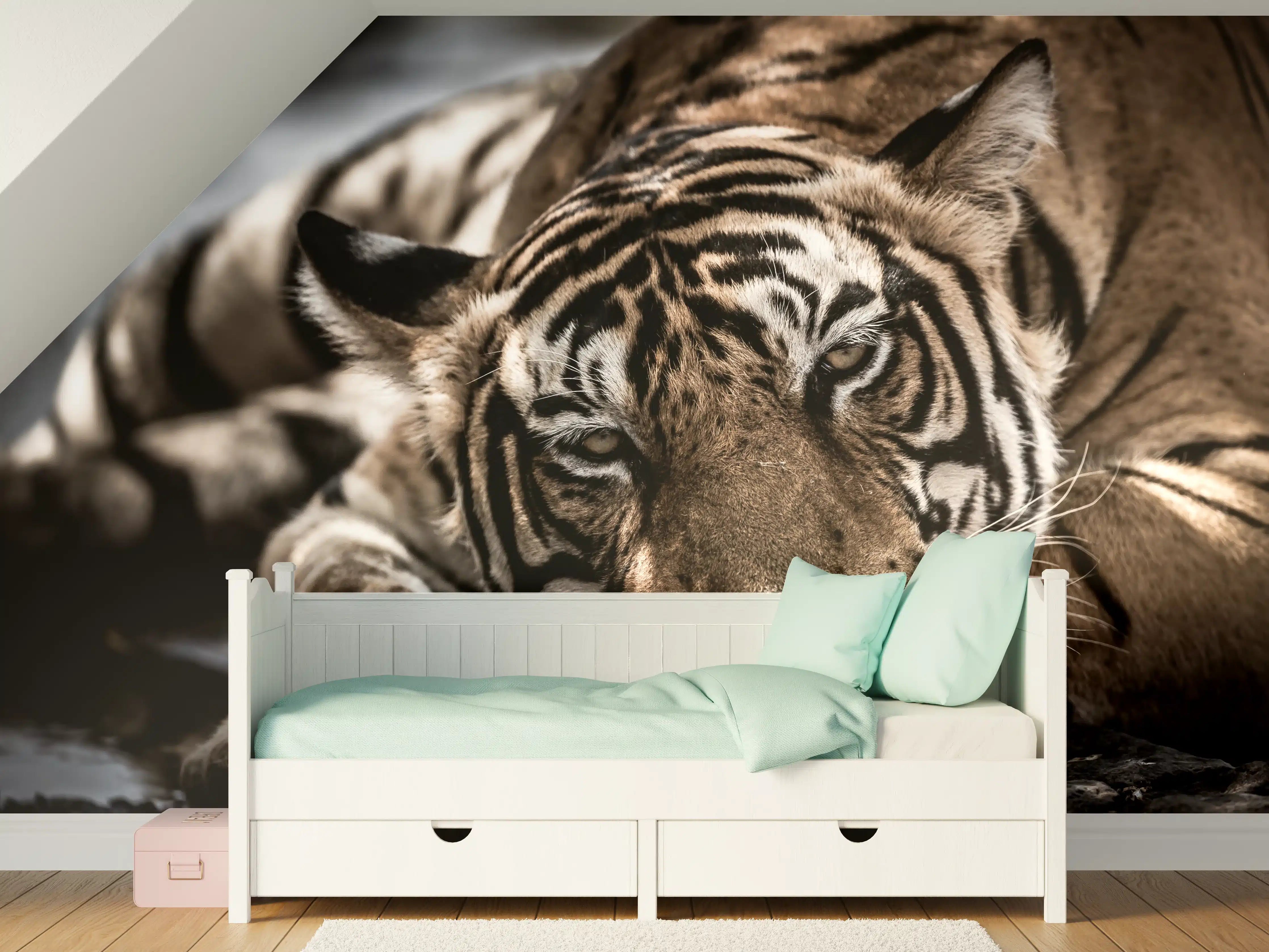 Kinderzimmer Wandgestaltung - Starker Tiger in natürlicher Pose