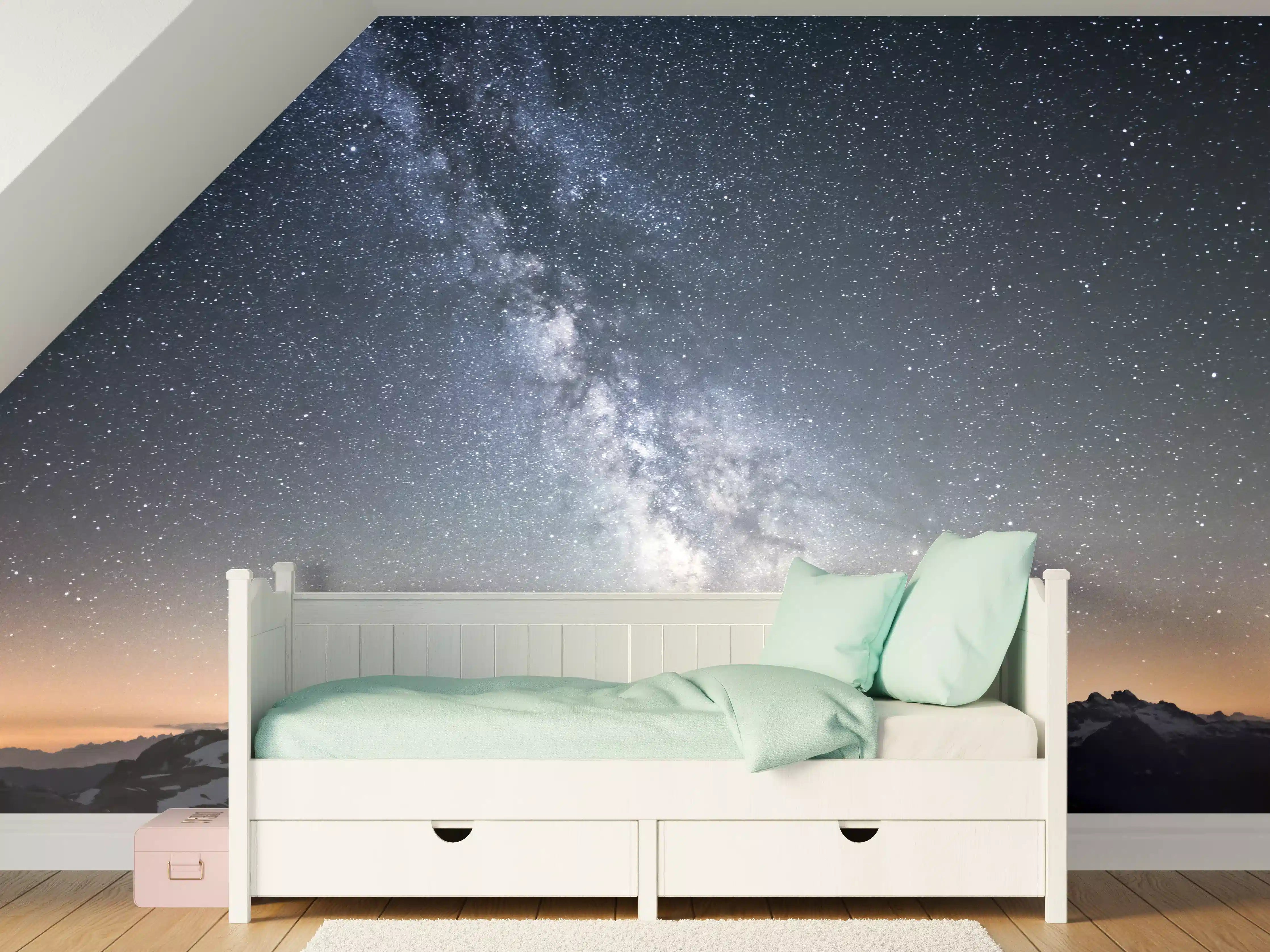 Kinderzimmer Wandgestaltung - Sterne über Schneebergen