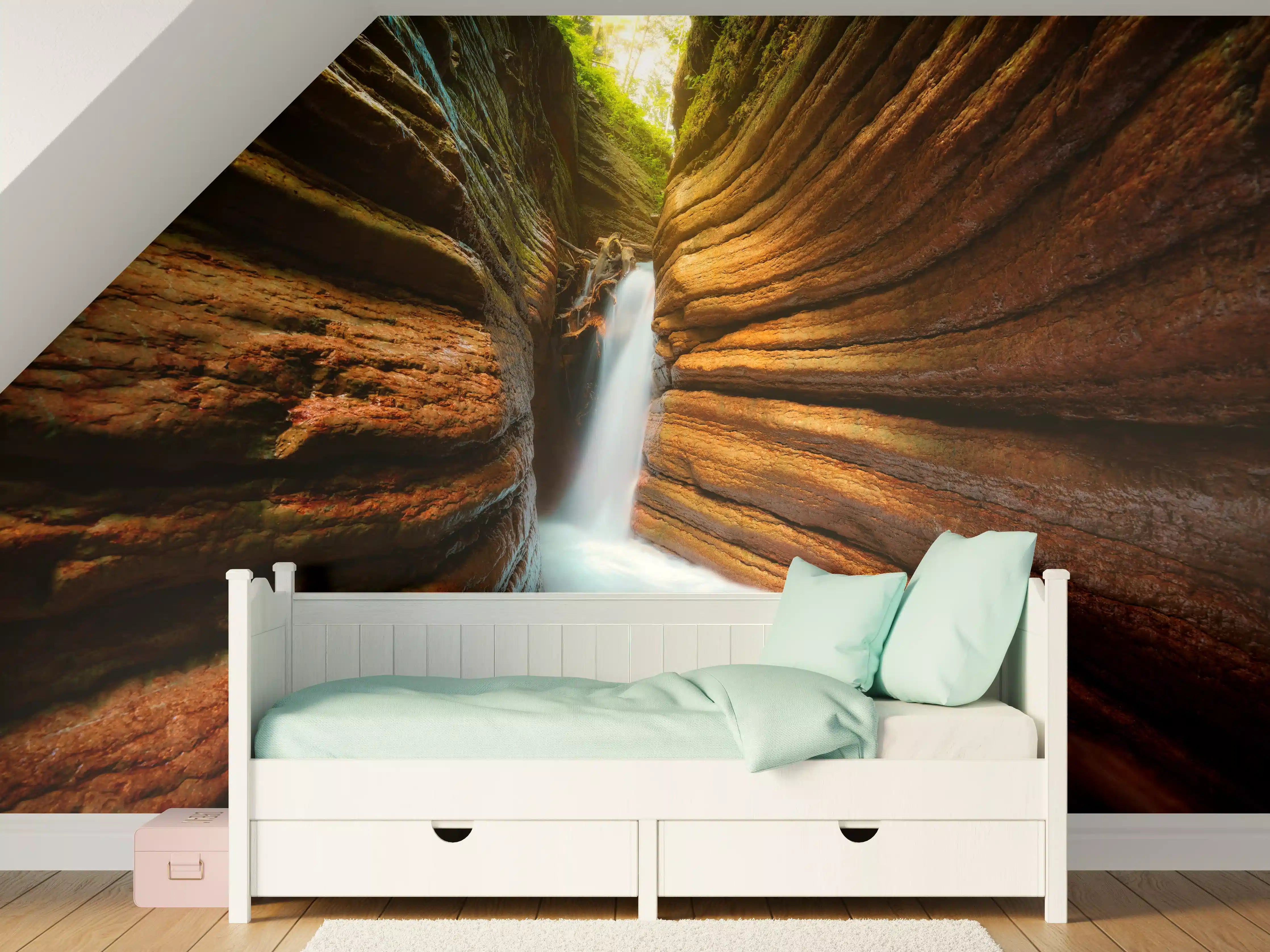 Kinderzimmer Wandgestaltung - Tauglebach Klamm Slot Canyon River in Austria