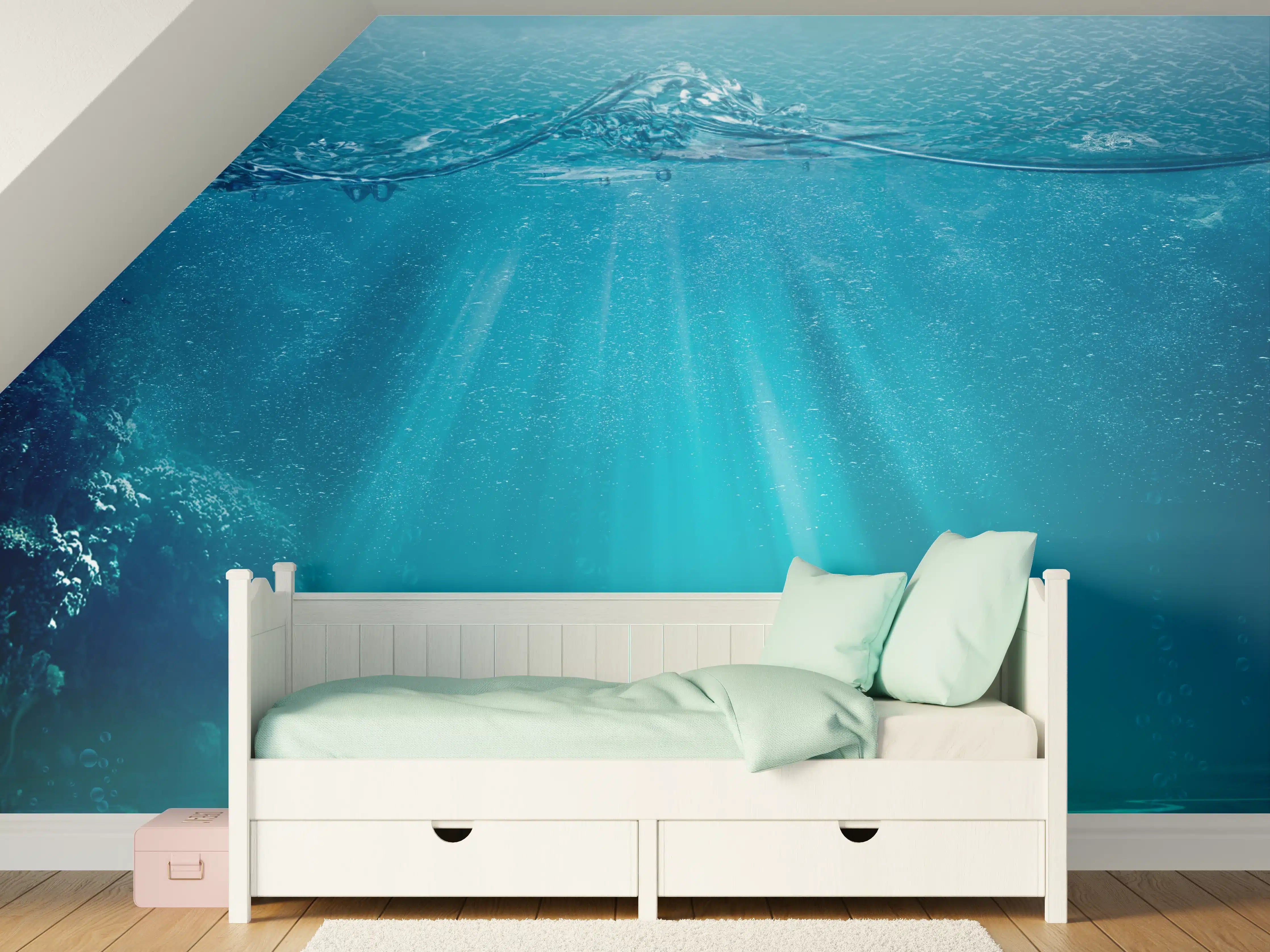 Kinderzimmer Wandgestaltung - Tiefsee mit Sonnenstrahlen