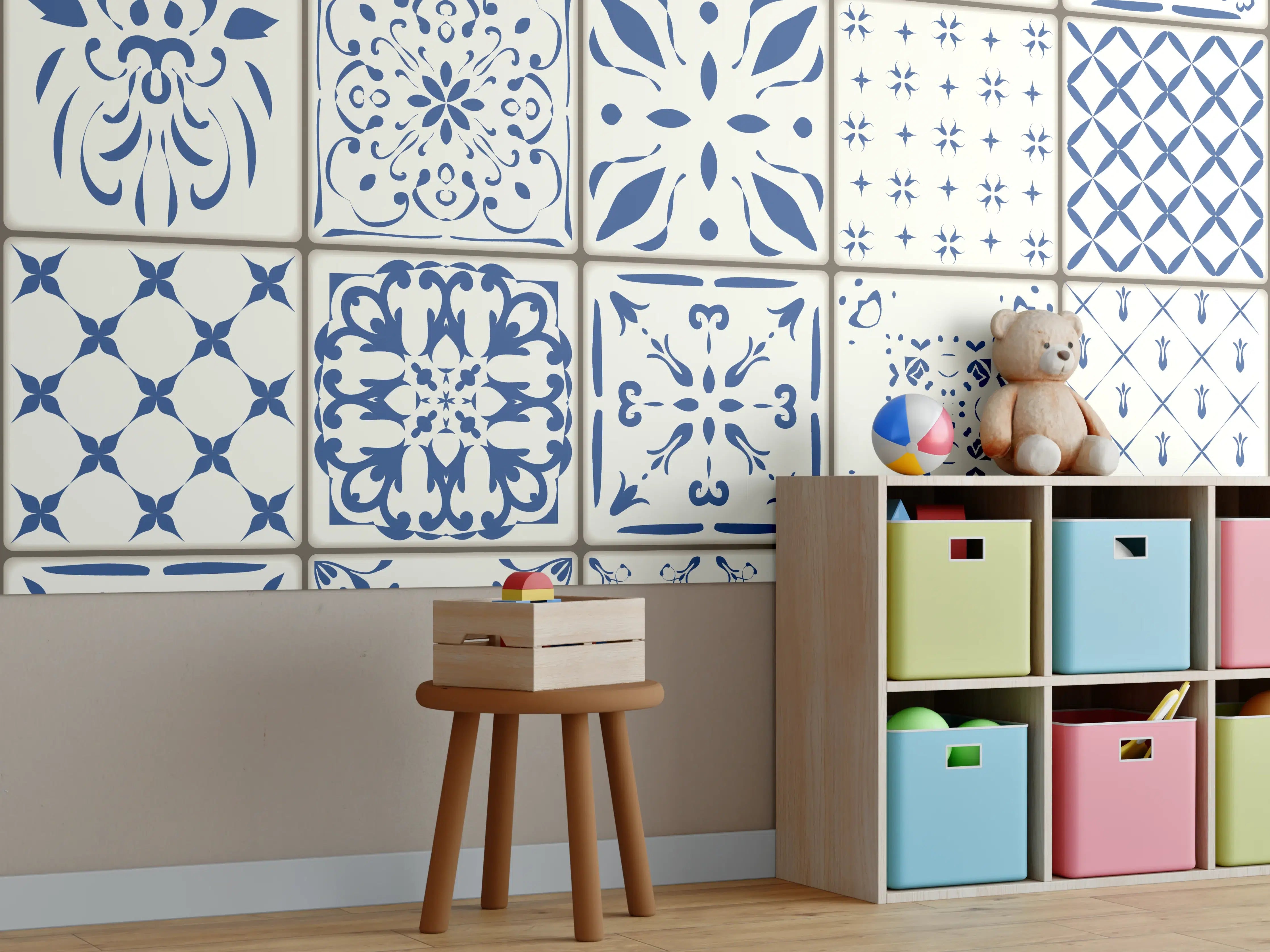 Kinderzimmer Wandgestaltung - Traditionelle Blau-Weiß Fliesenmuster