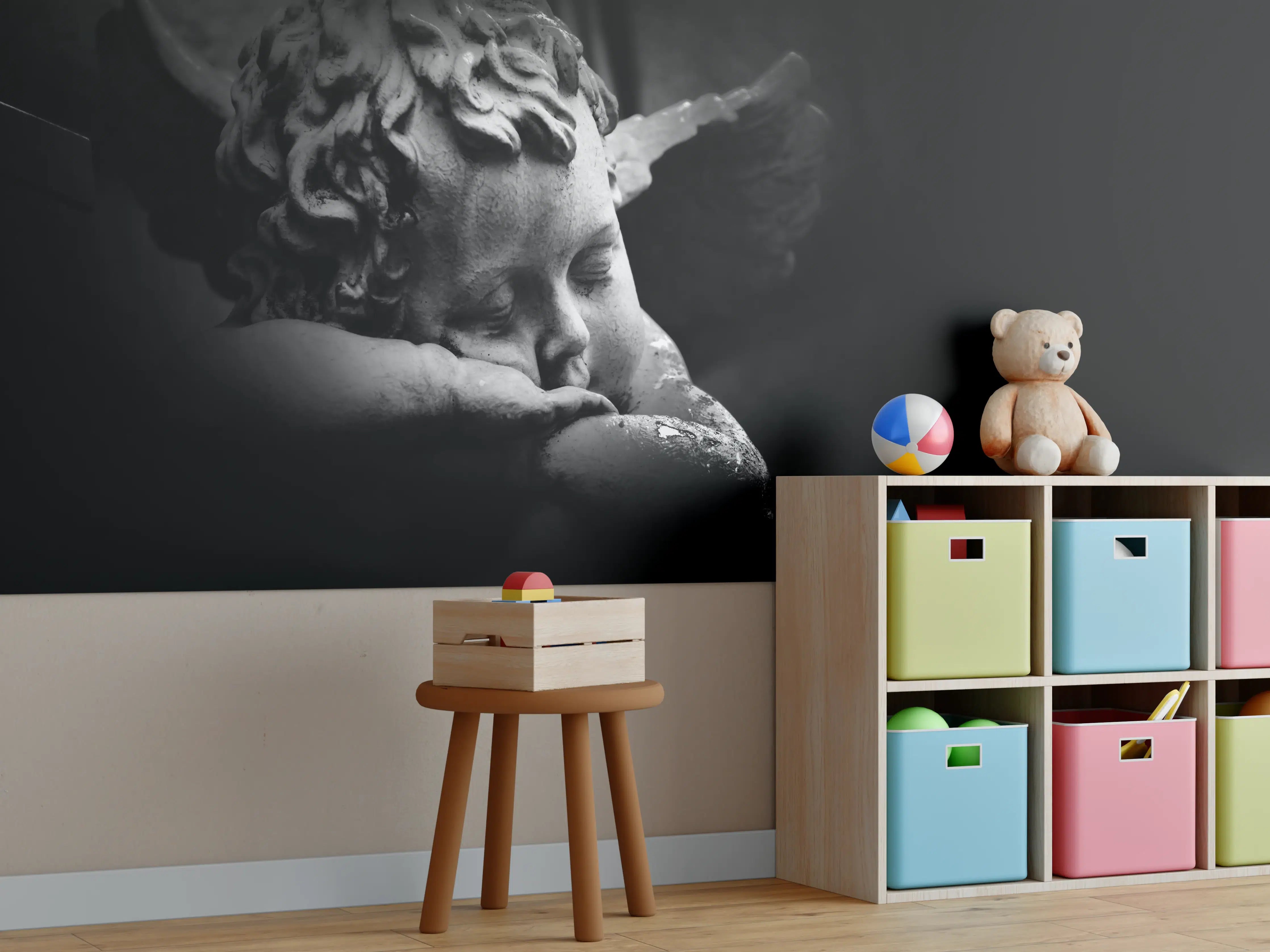 Kinderzimmer Wandgestaltung - Traumender Engel Schwarz-Weiß Statue