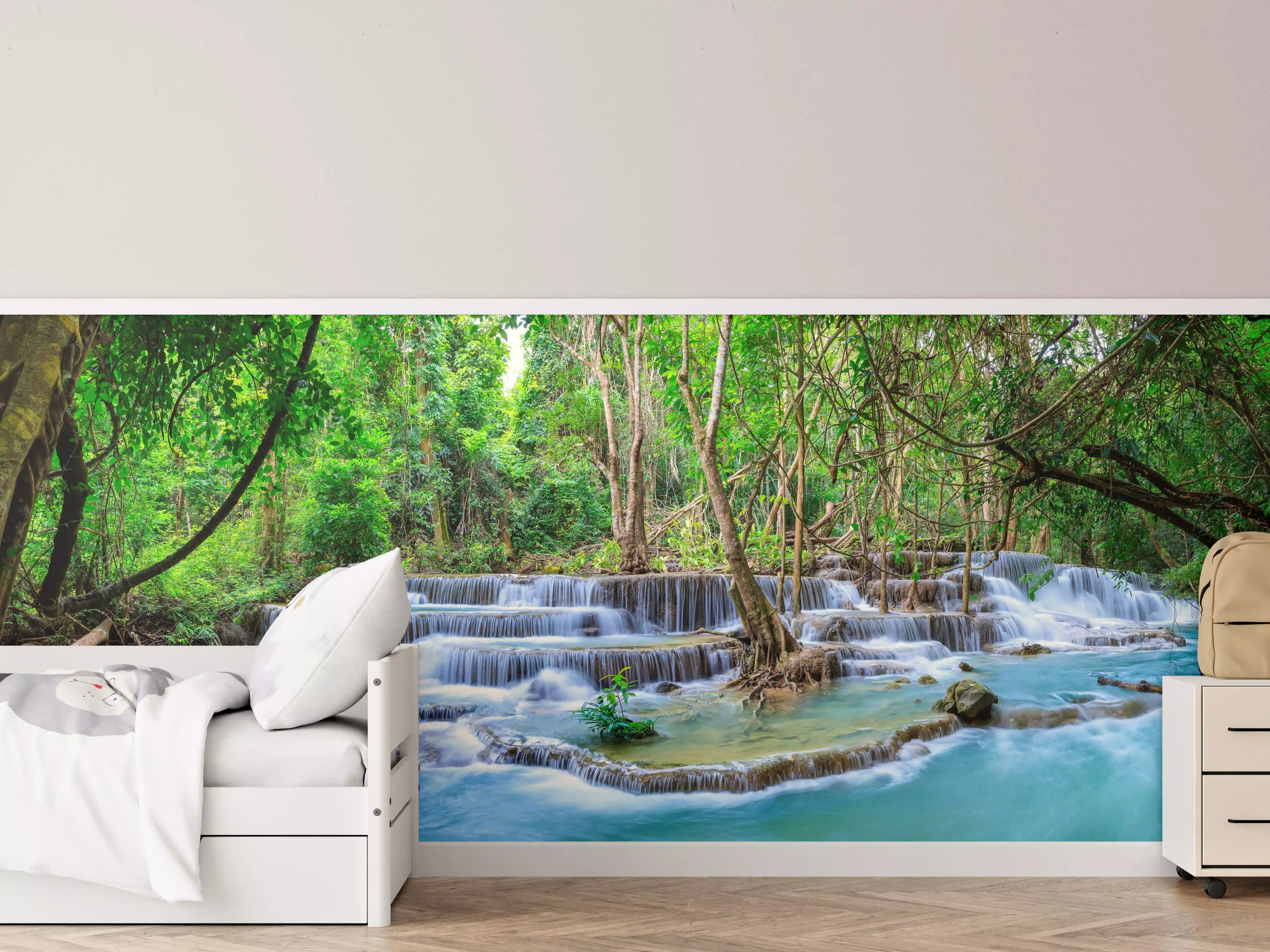 Kinderzimmer Wandgestaltung - Türkisgrüner Dschungel-Wasserfall
