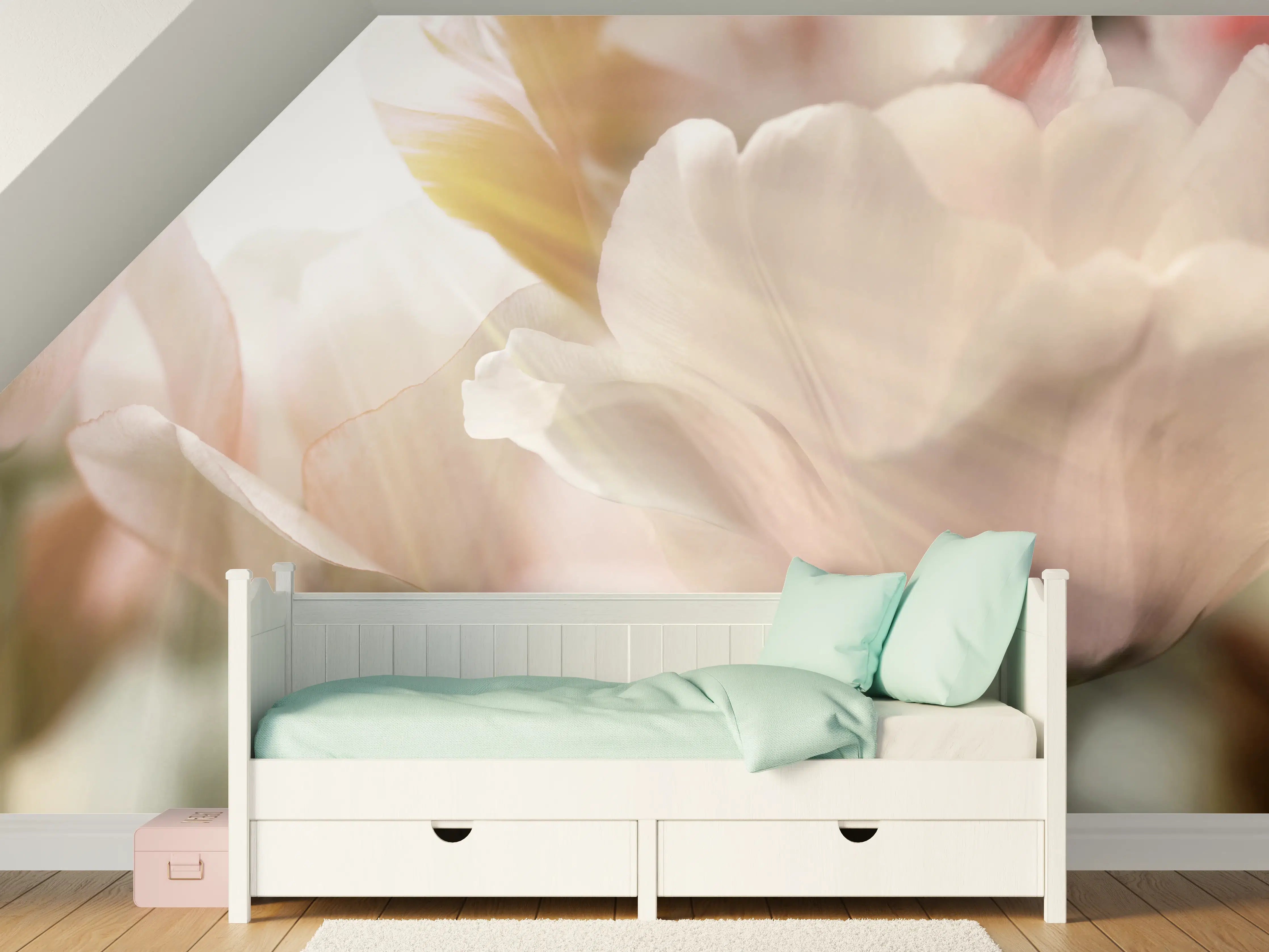 Kinderzimmer Wandgestaltung - Tulpen in Sonnenstrahlen