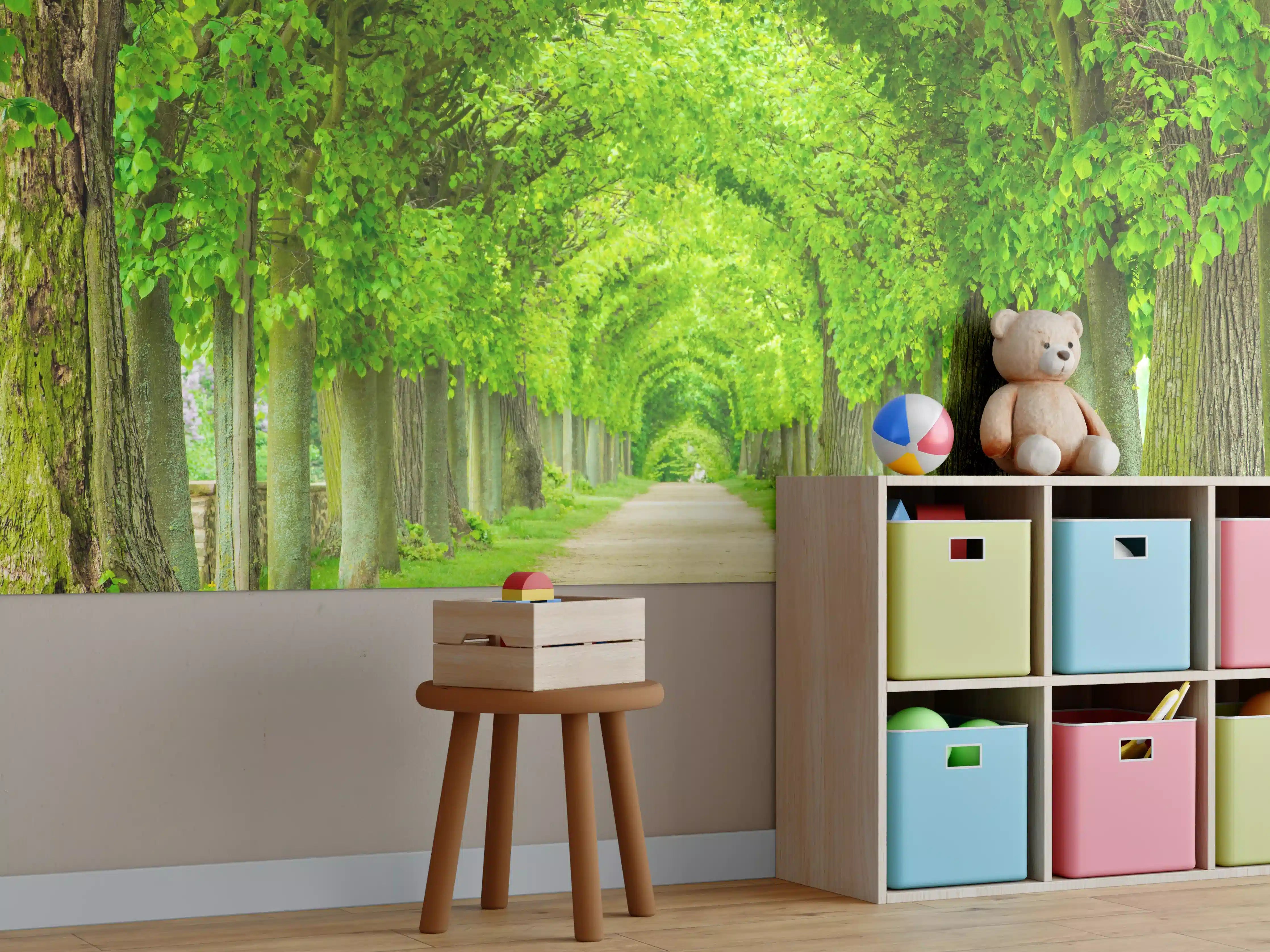 Kinderzimmer Wandgestaltung - Tunnelartige Lindenallee im Frühling
