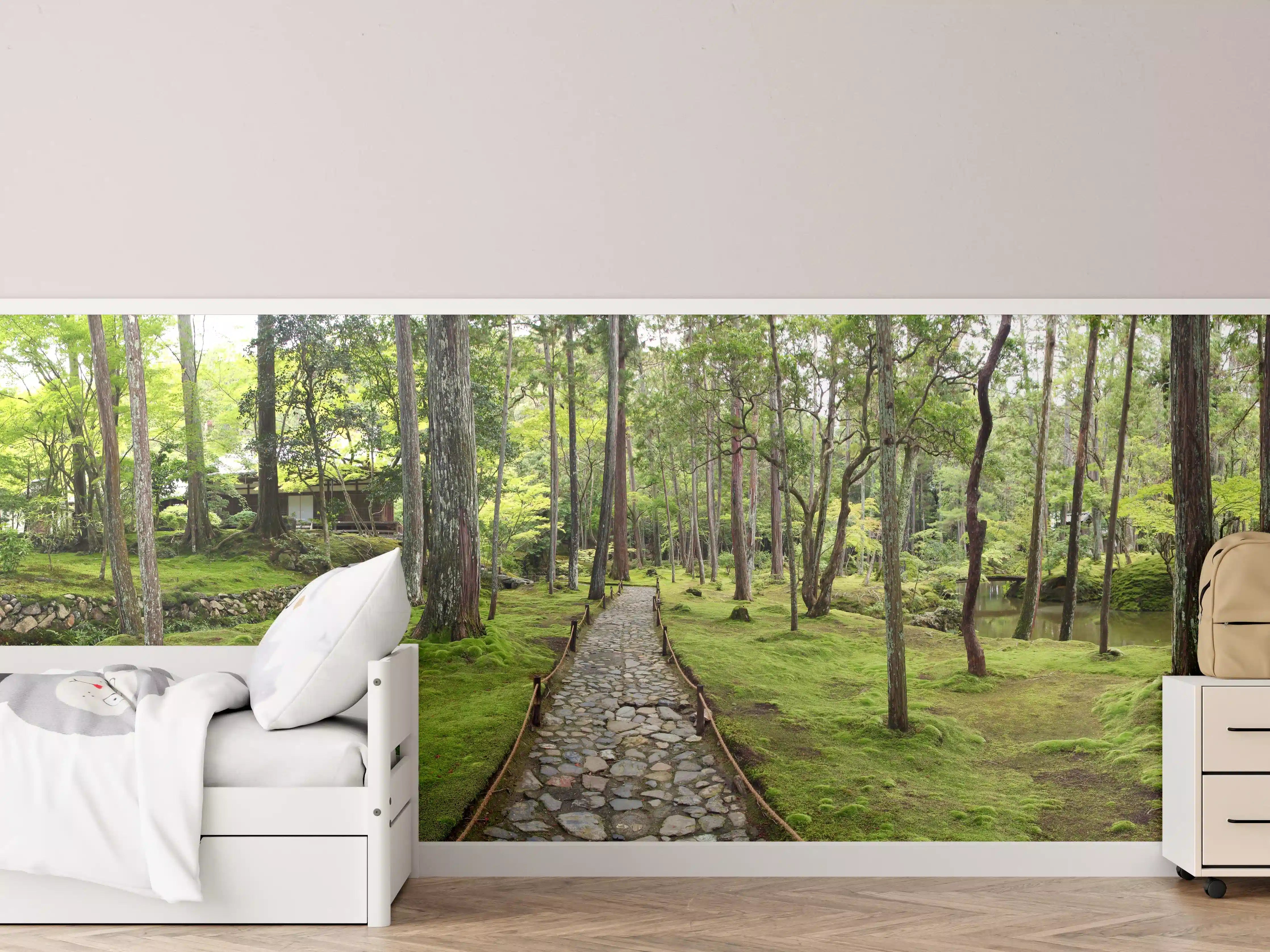Kinderzimmer Wandgestaltung - Urwüchsiger Waldweg mit Natursteinpfad