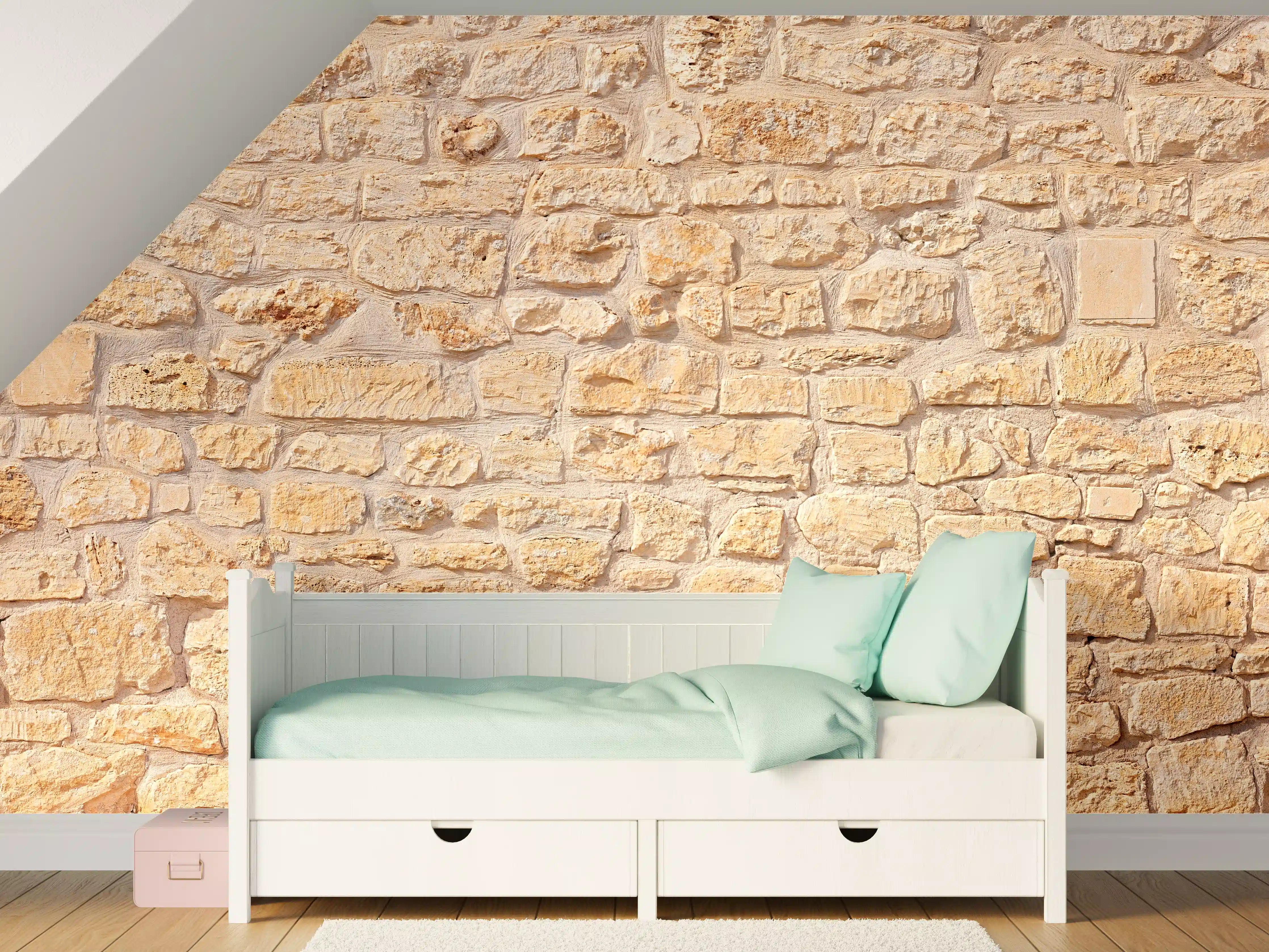 Kinderzimmer Wandgestaltung - Warmer Sandsteinmauer mit texturierter Oberfläche