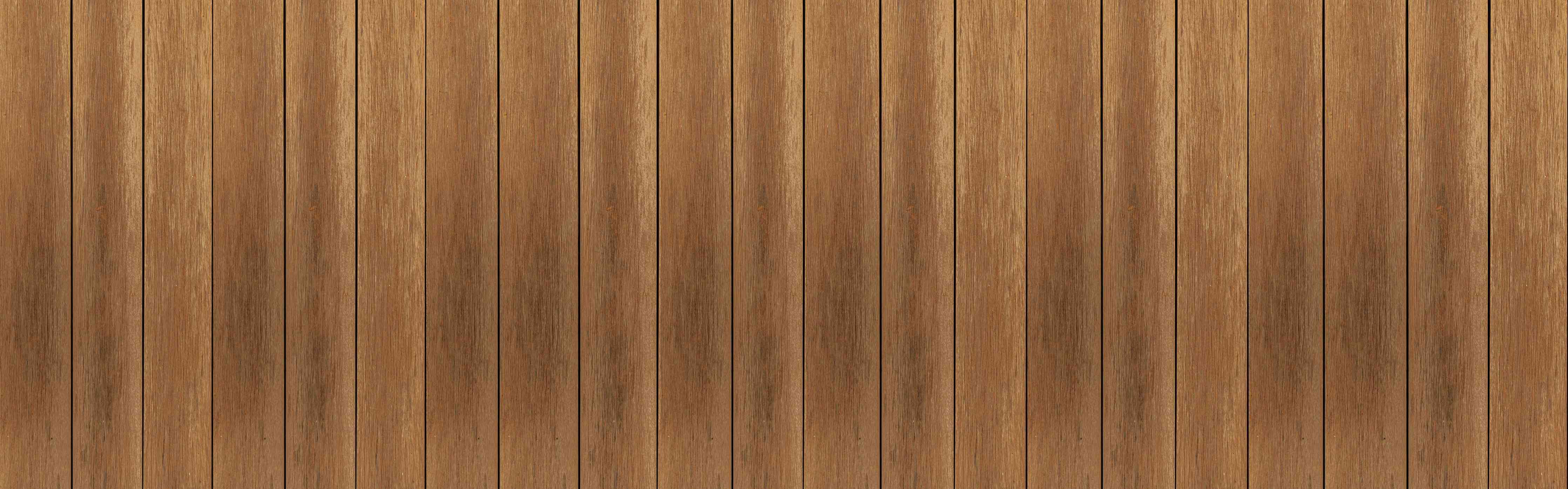 Kinderzimmer Wandgestaltung-Warmes Holzpaneel mit natürlicher Maserung