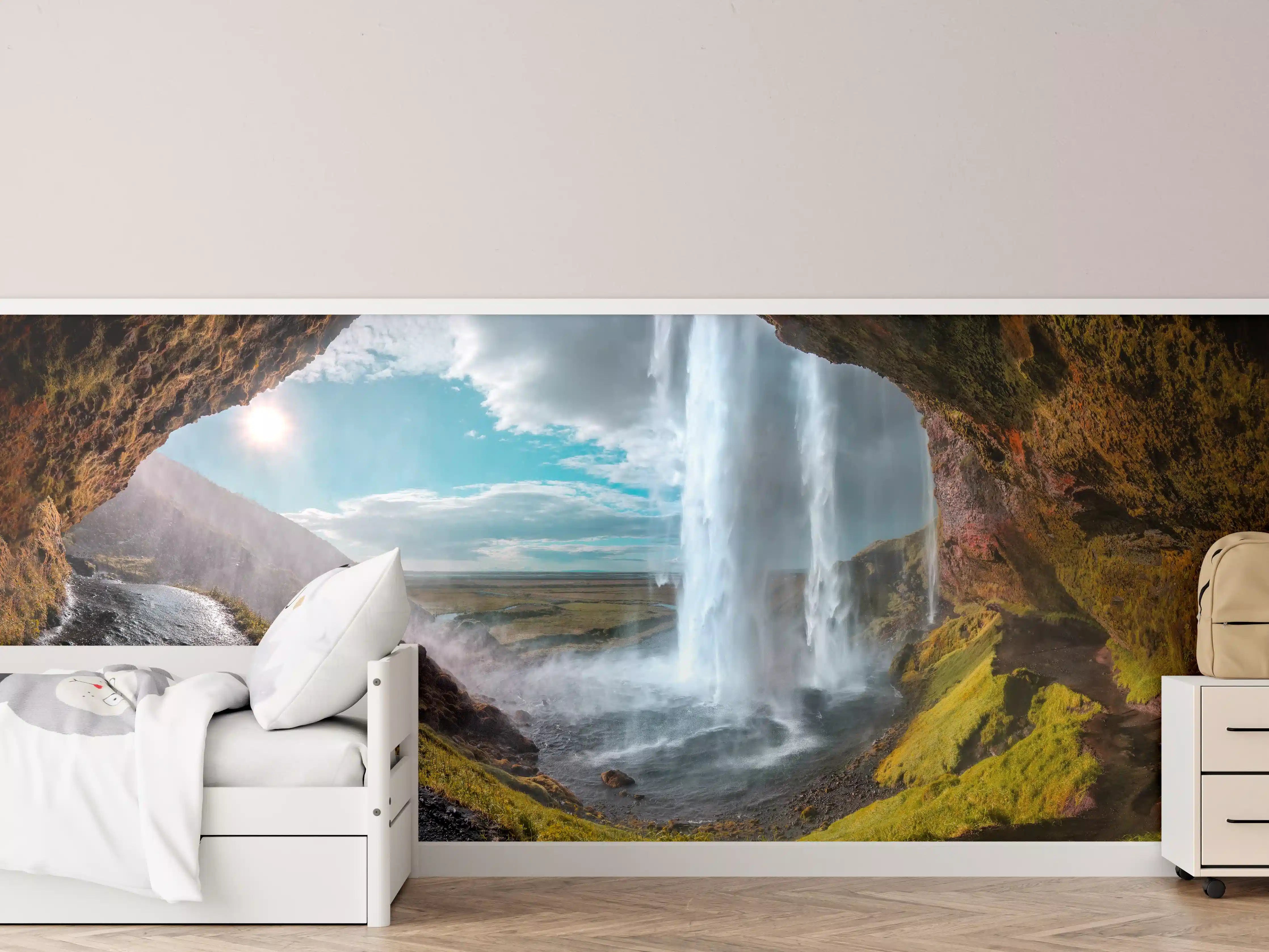 Kinderzimmer Wandgestaltung - Wasserfall durch Bergtunnel
