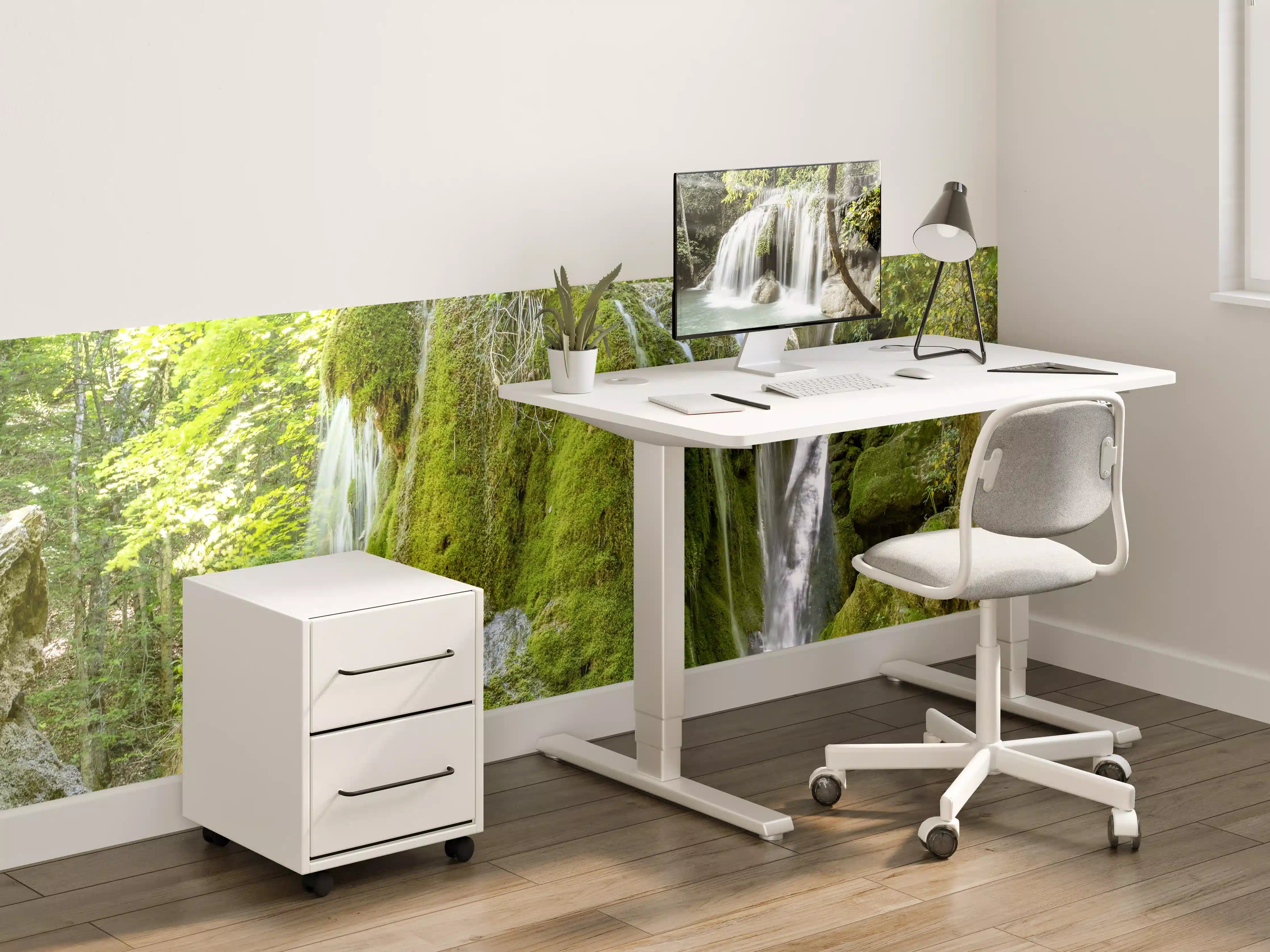 Kinderzimmer Wandgestaltung - Wasserfall im Wald - Sevastopol