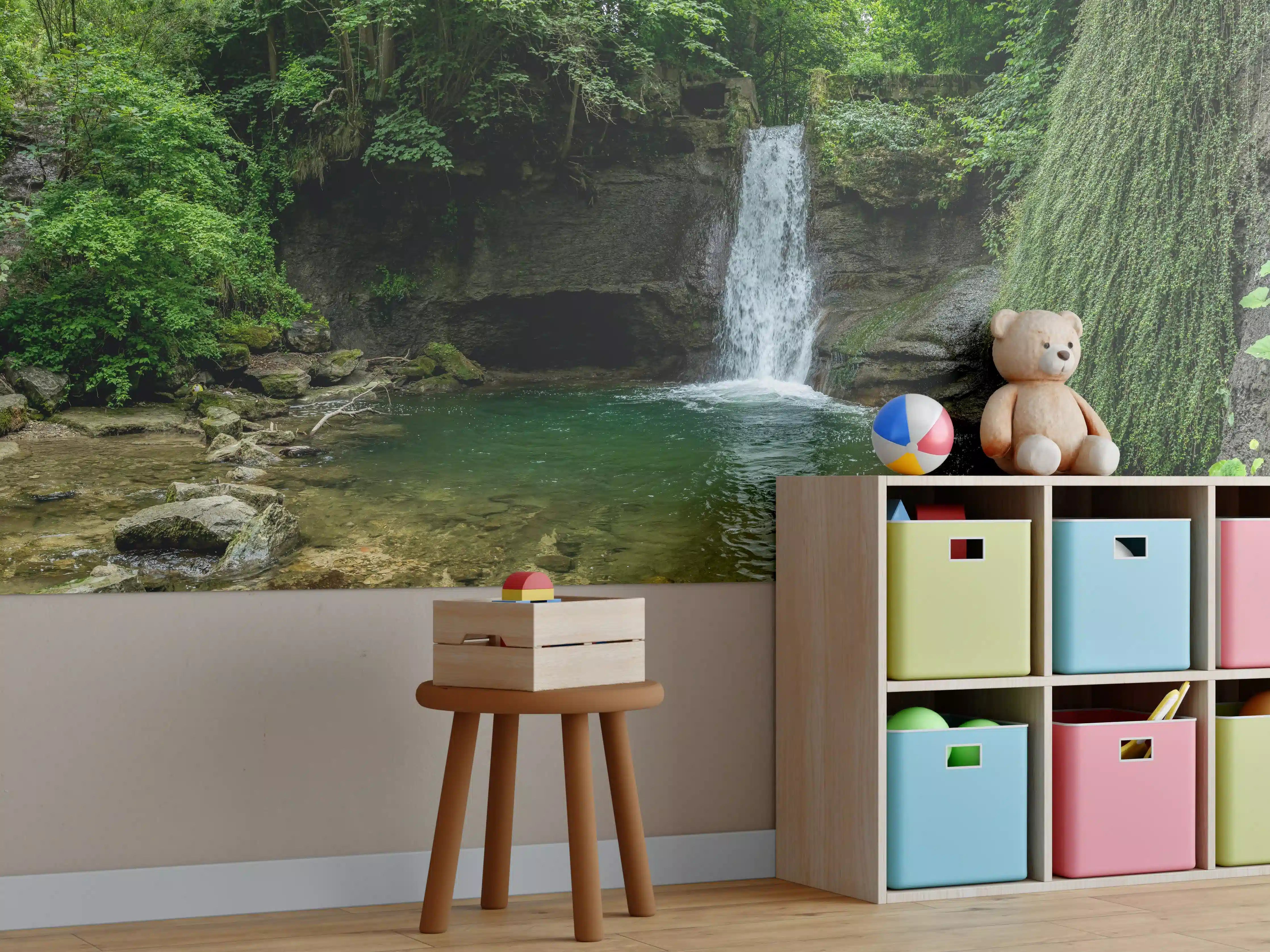 Kinderzimmer Wandgestaltung - Wasserfall im Wald - Utopie