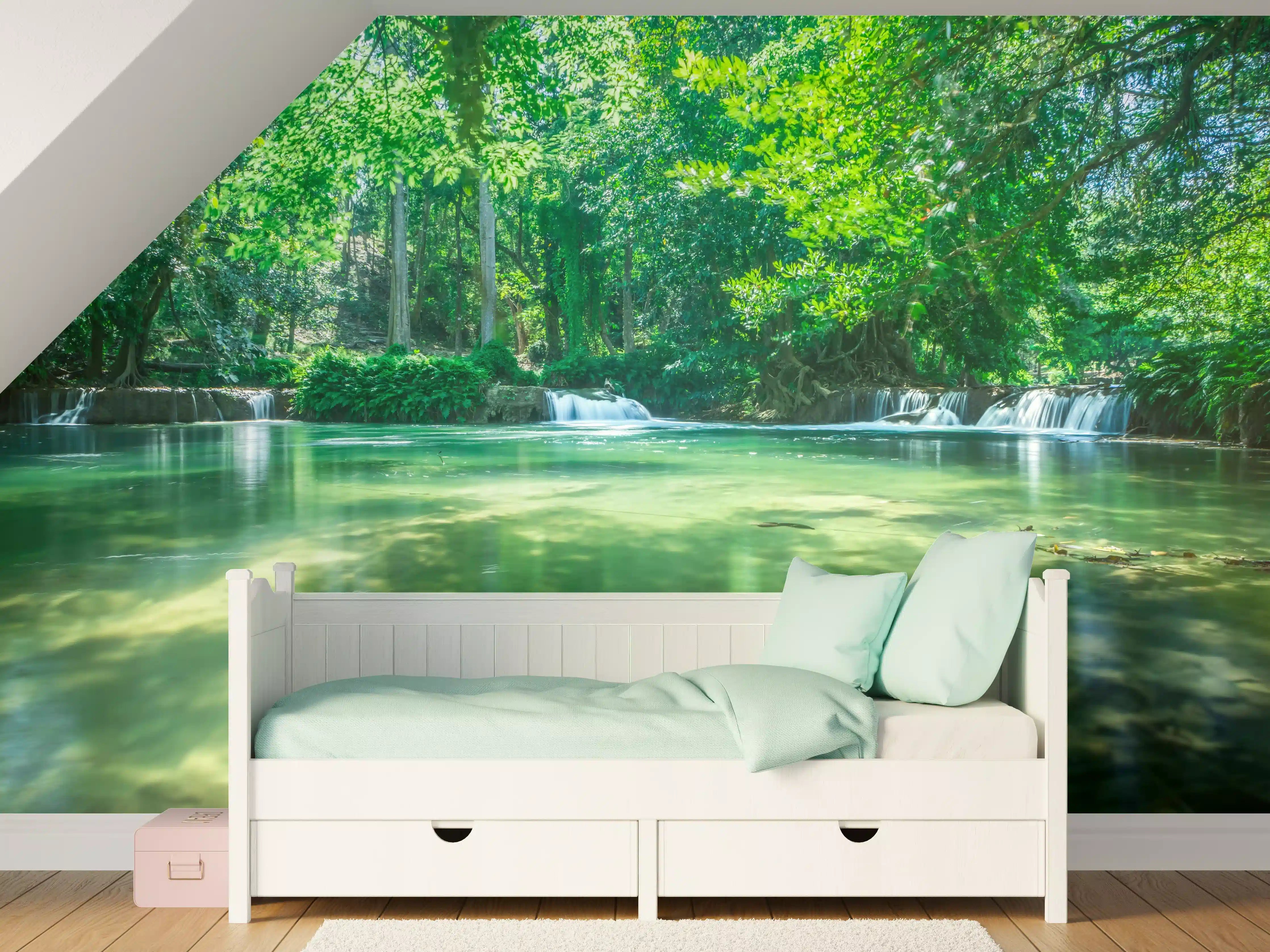 Kinderzimmer Wandgestaltung - Wasserfall in Chet Sao No