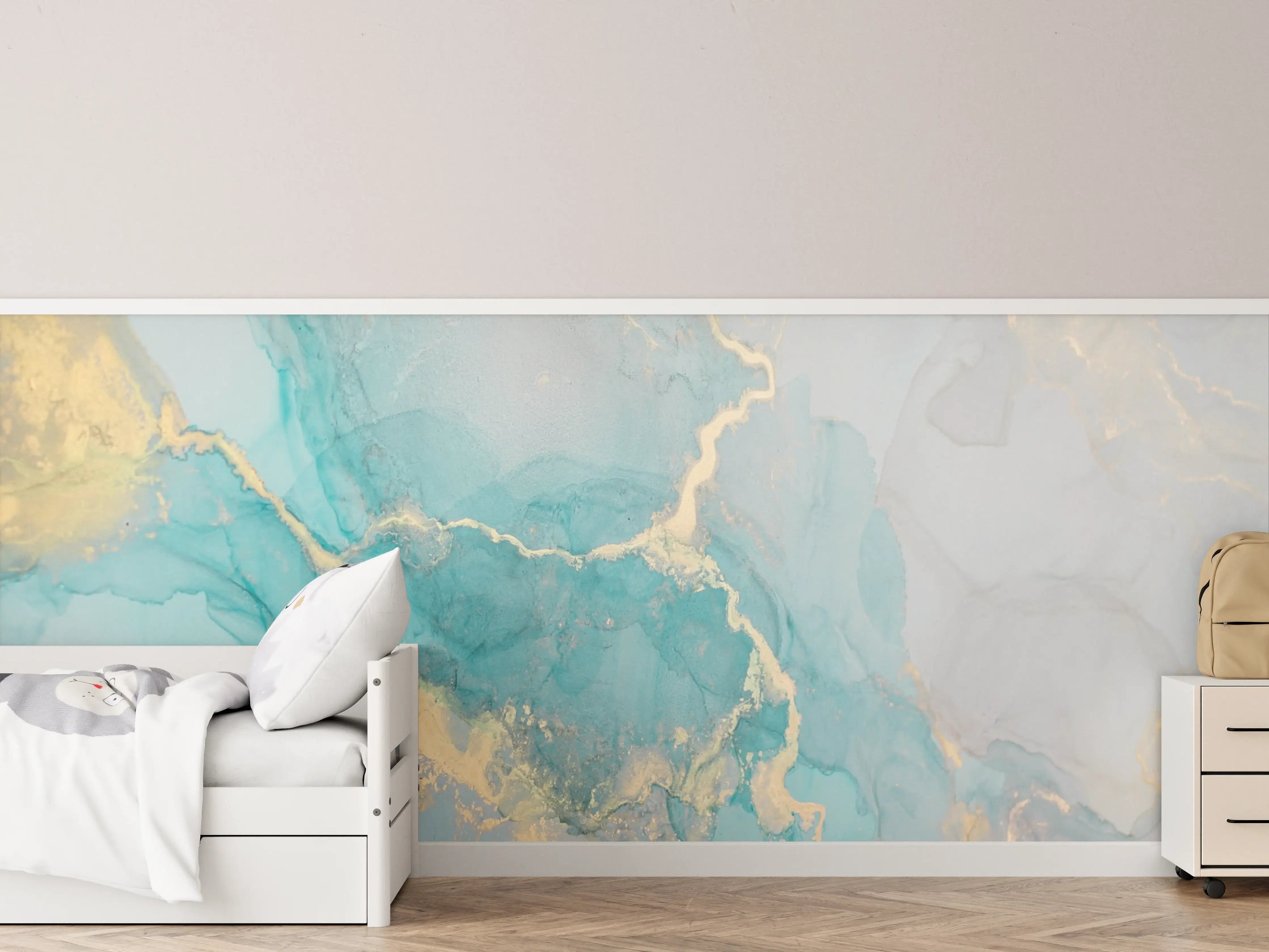Kinderzimmer Wandgestaltung - Weiße und Türkisfarbene Marmor-Textur mit Goldakzenten