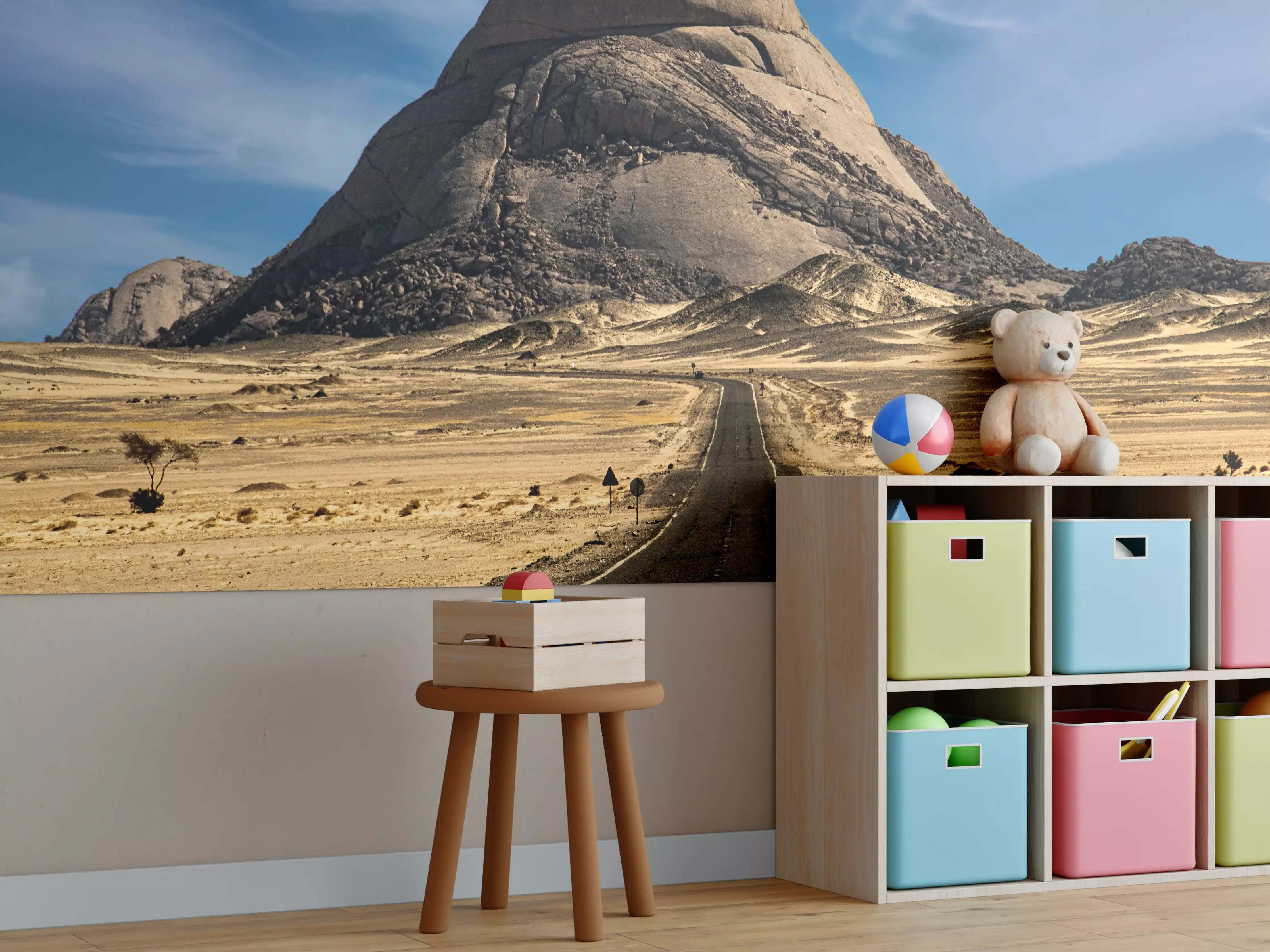Kinderzimmer Wandgestaltung - Wüstenlandschaft mit Bergkulisse