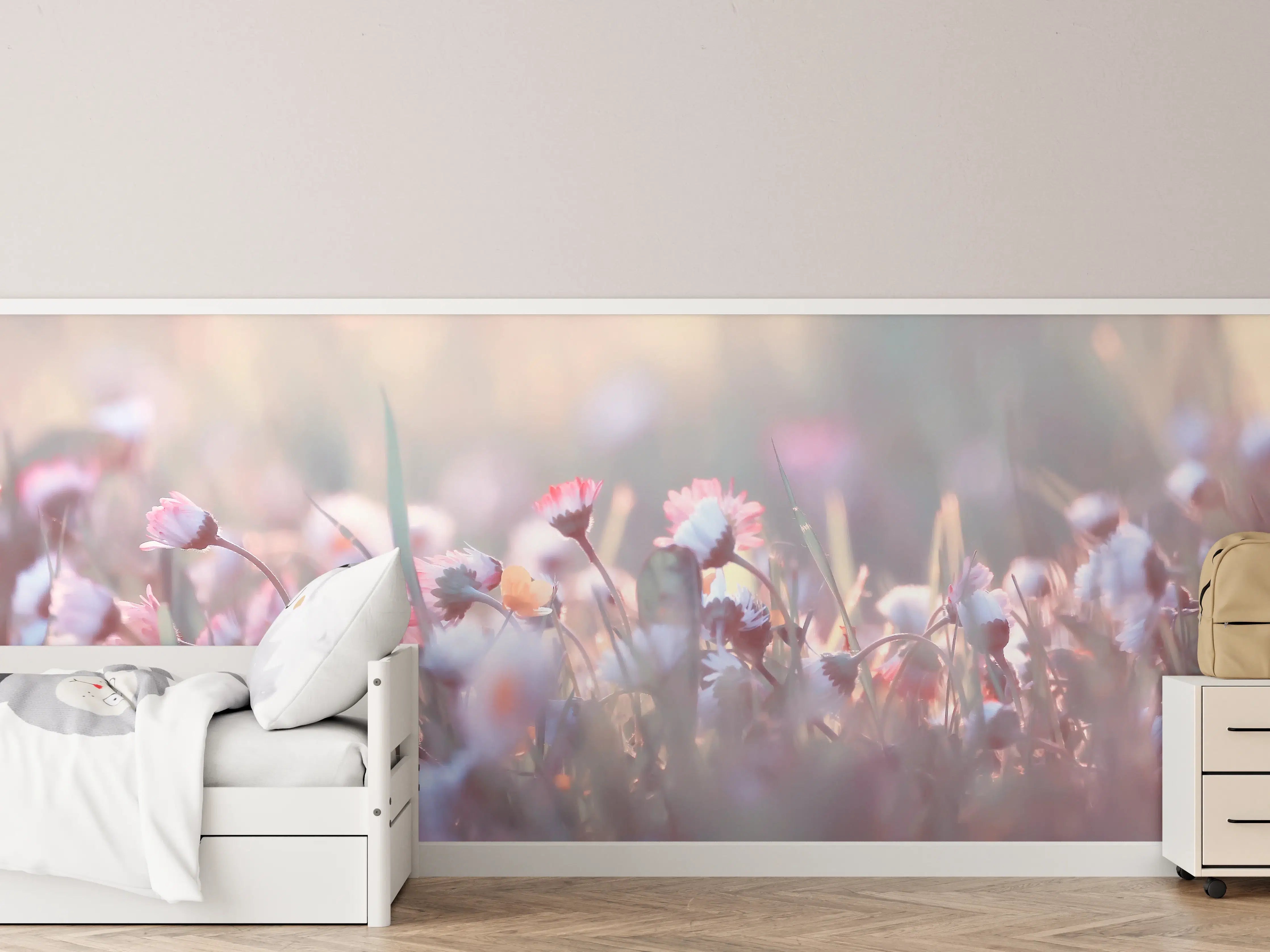 Kinderzimmer Wandgestaltung - Zarte Blumen im Morgengrauen