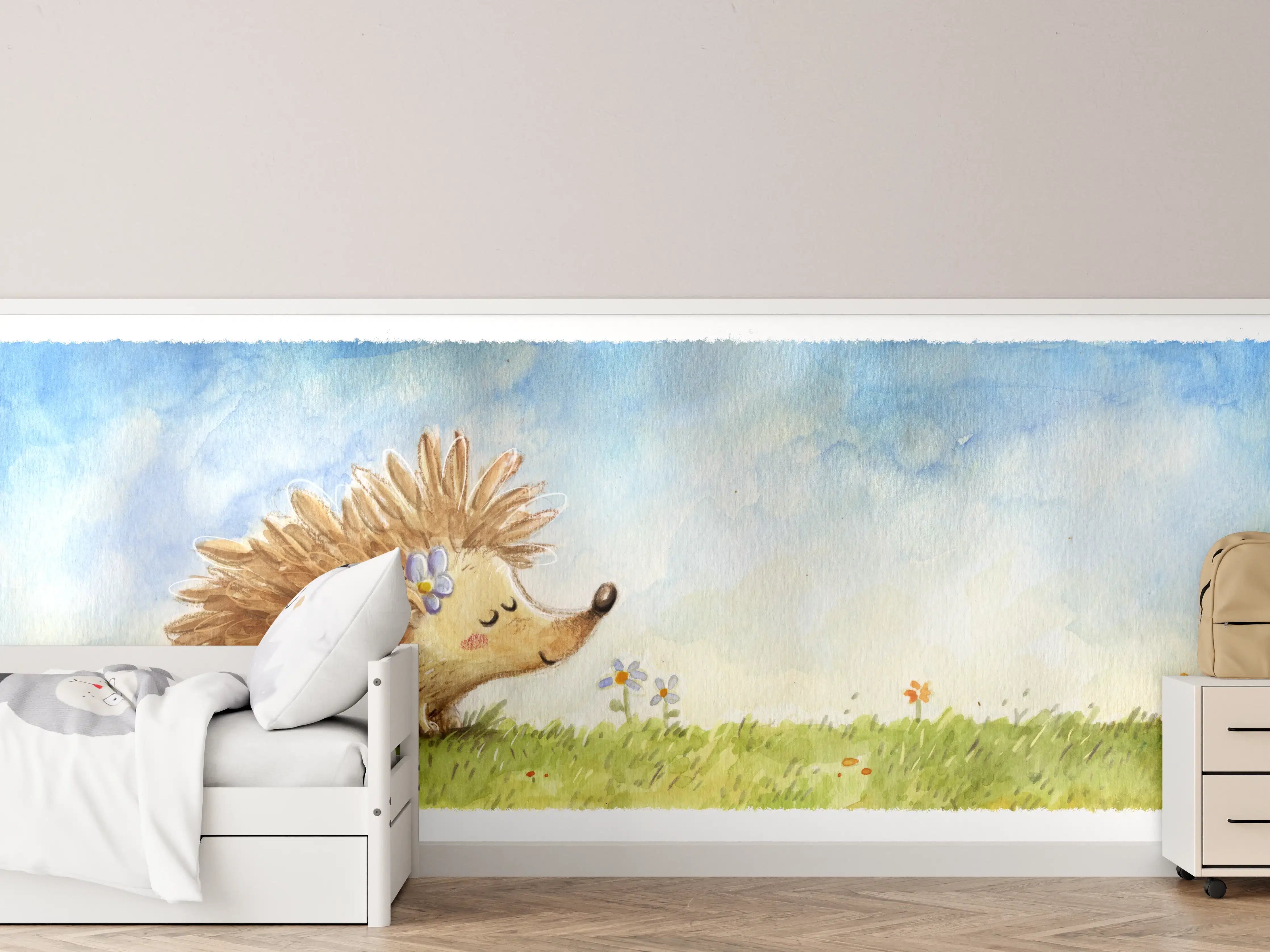 Kinderzimmer Wandgestaltung - fröhlicher Igel auf einer Wiese