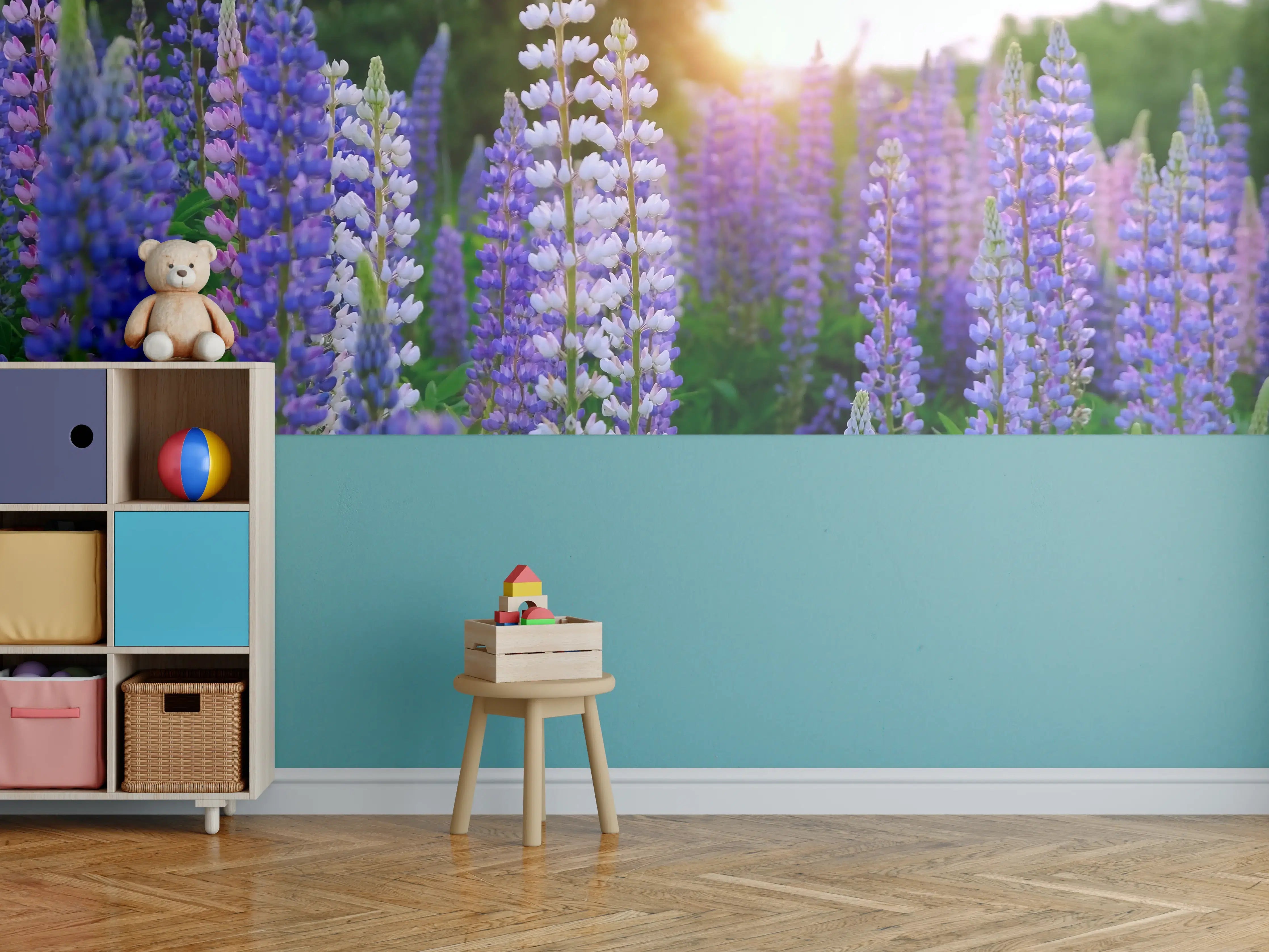 Kinderzimmer Wandgestaltung - lila-rosa Lupine Blumen 