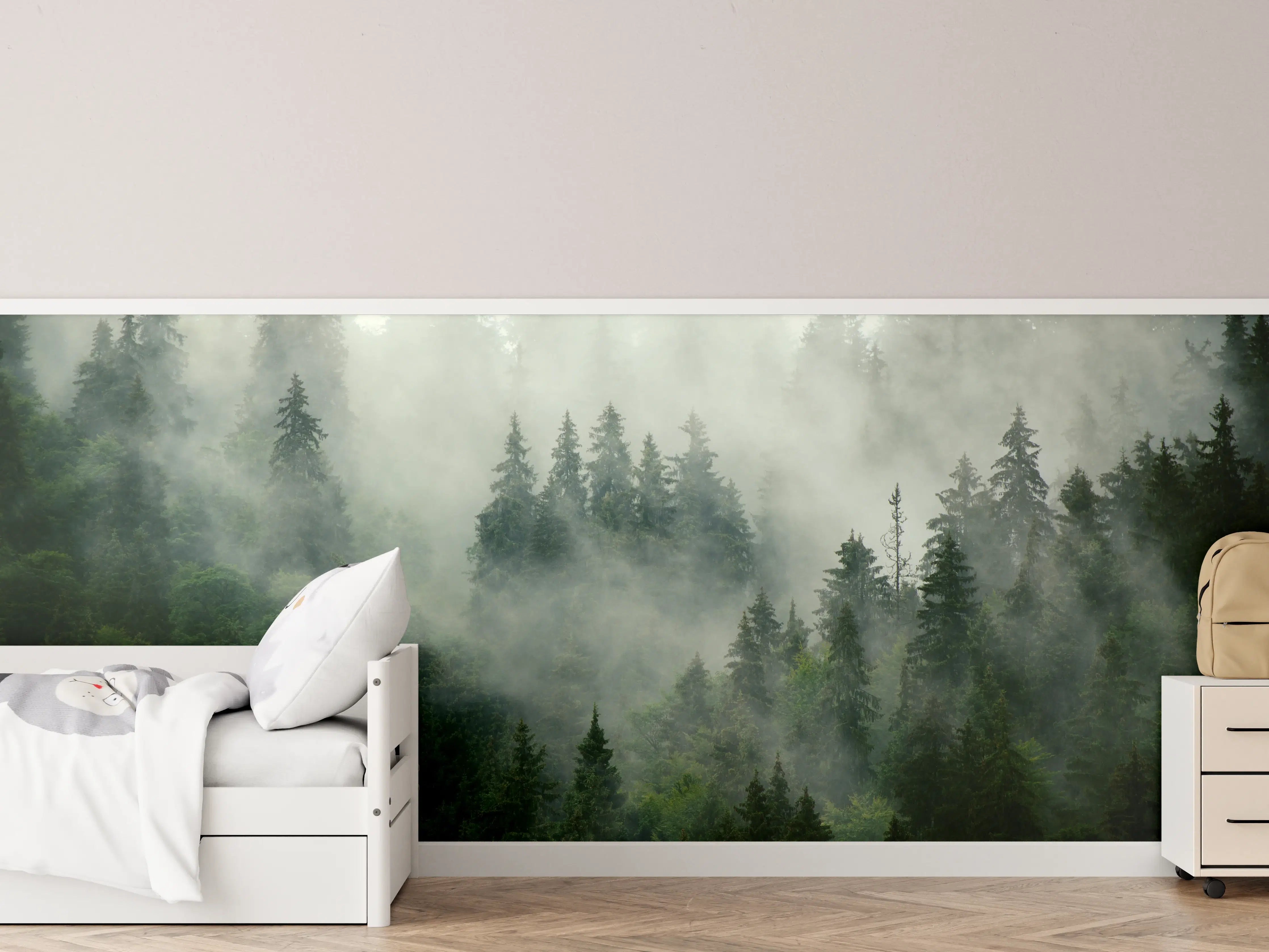 Kinderzimmer Wandgestaltung - neblige Waldlandschaft