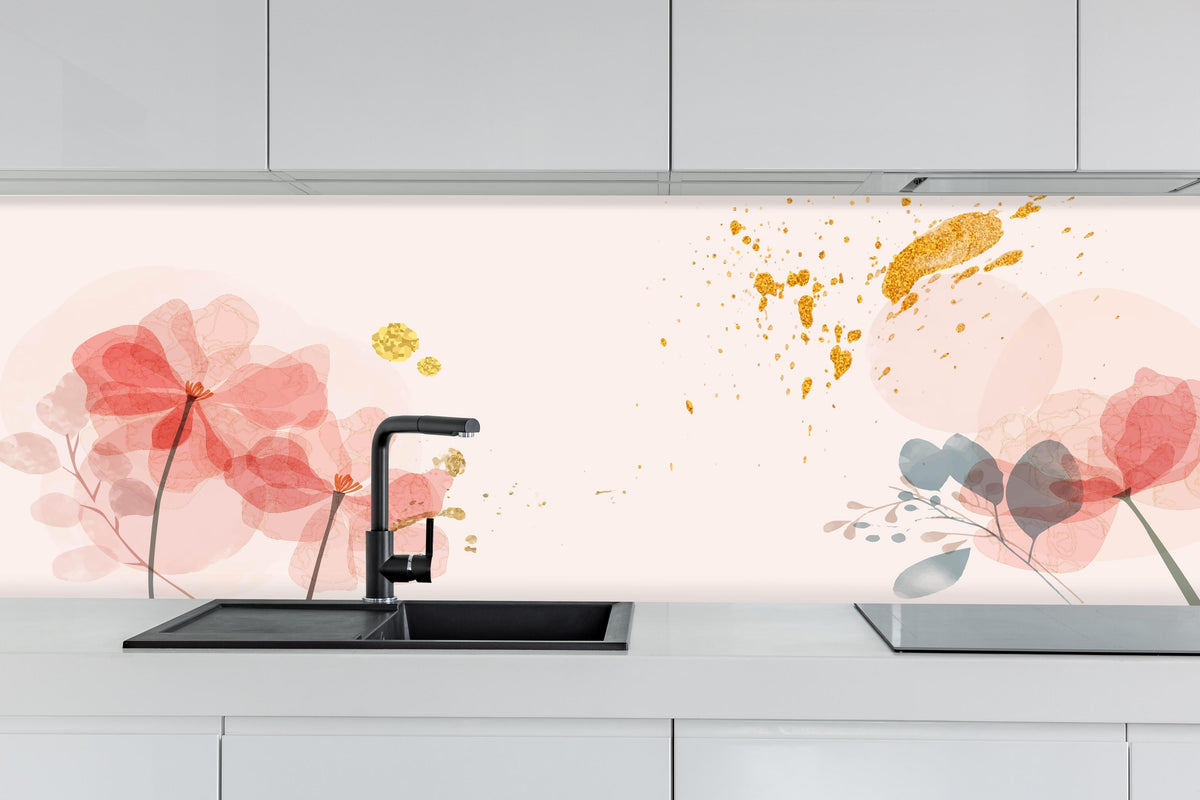 Küche - Abstrakte Aquarell Blütenillustration hinter weißen Hochglanz-Küchenregalen und schwarzem Wasserhahn
