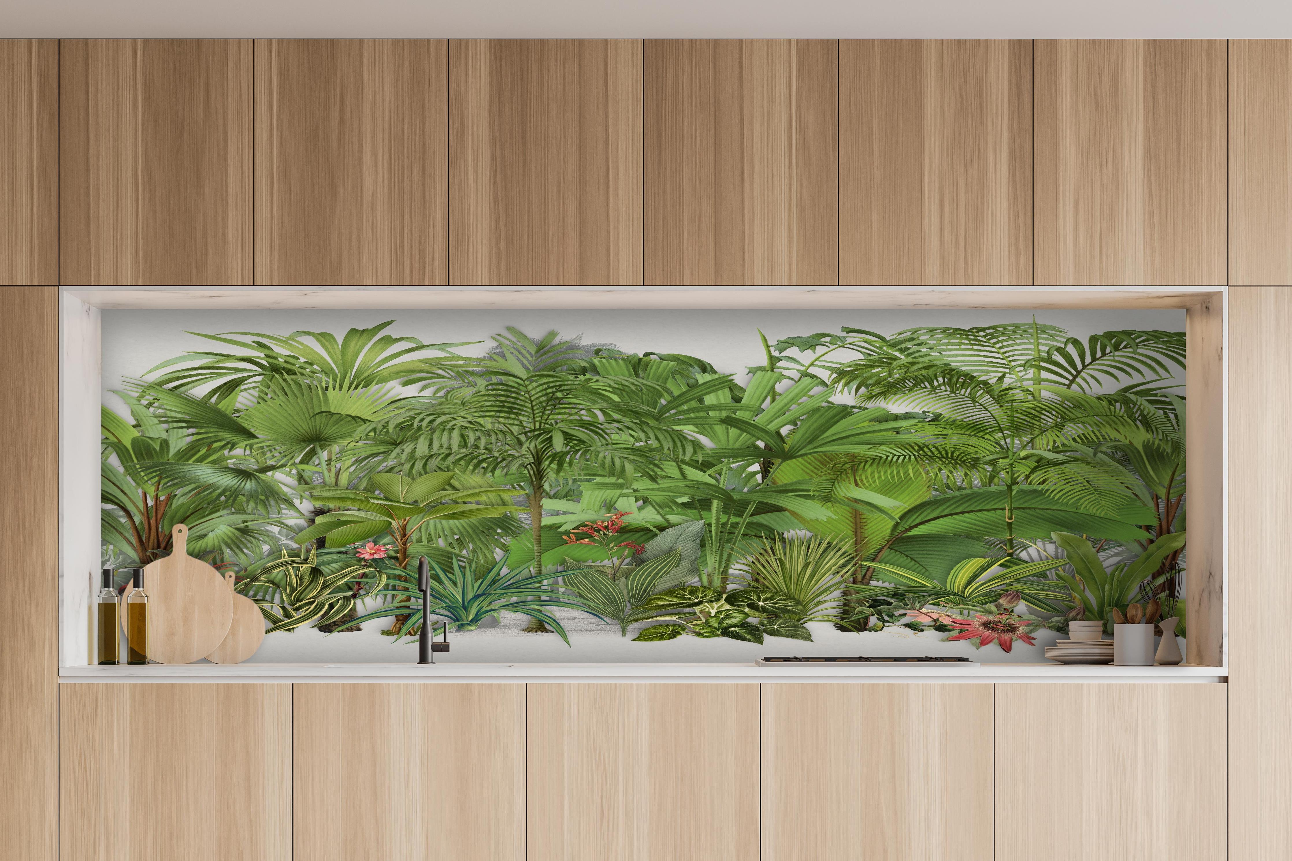 Küche - Exotische Pflanzen hinter weißen Hochglanz-Küchenregalen und schwarzem Wasserhahn