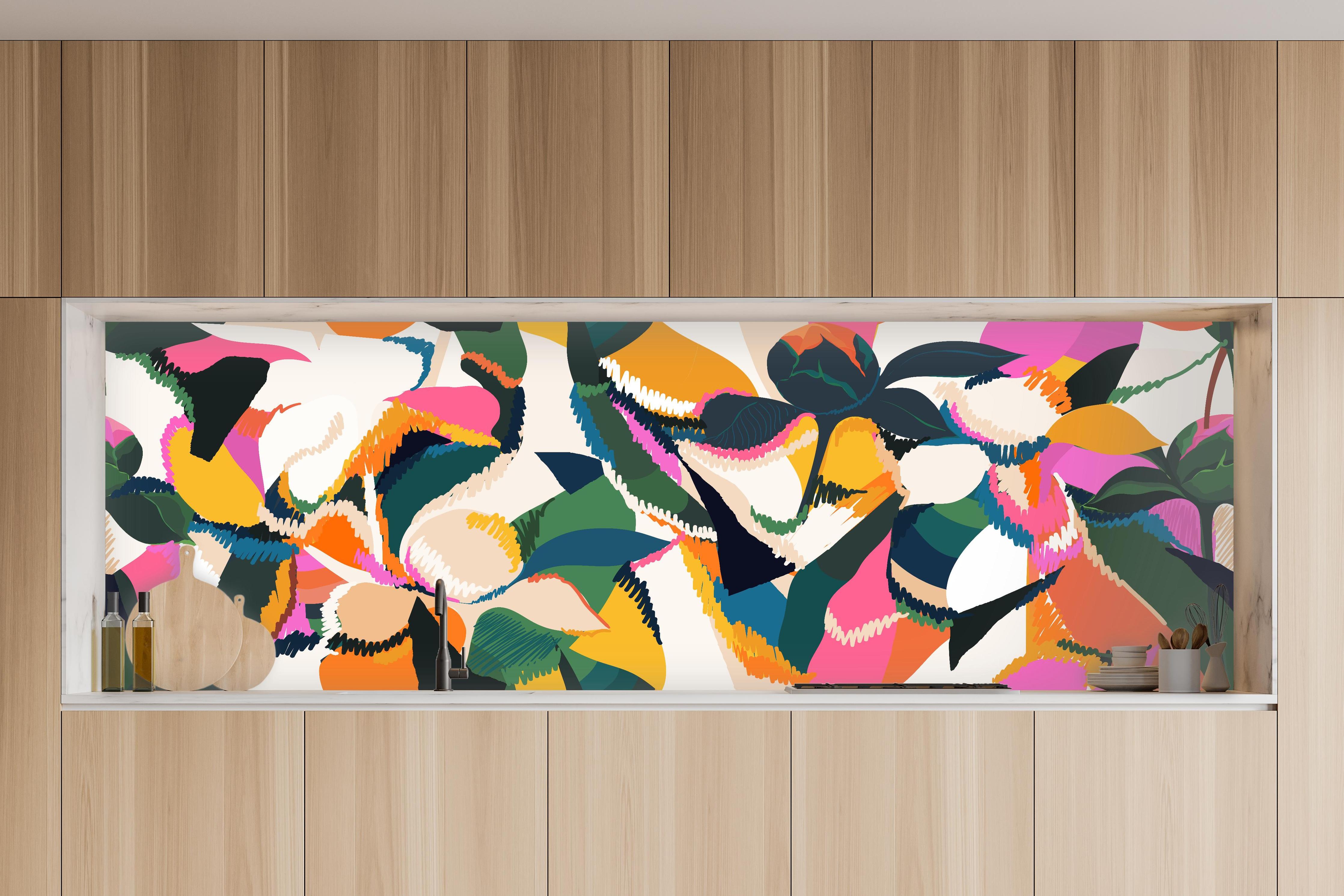 Küche - Abstrakte Tropische Blumen Pink-Orange in charakteristischer Vollholz-Küche mit modernem Gasherd