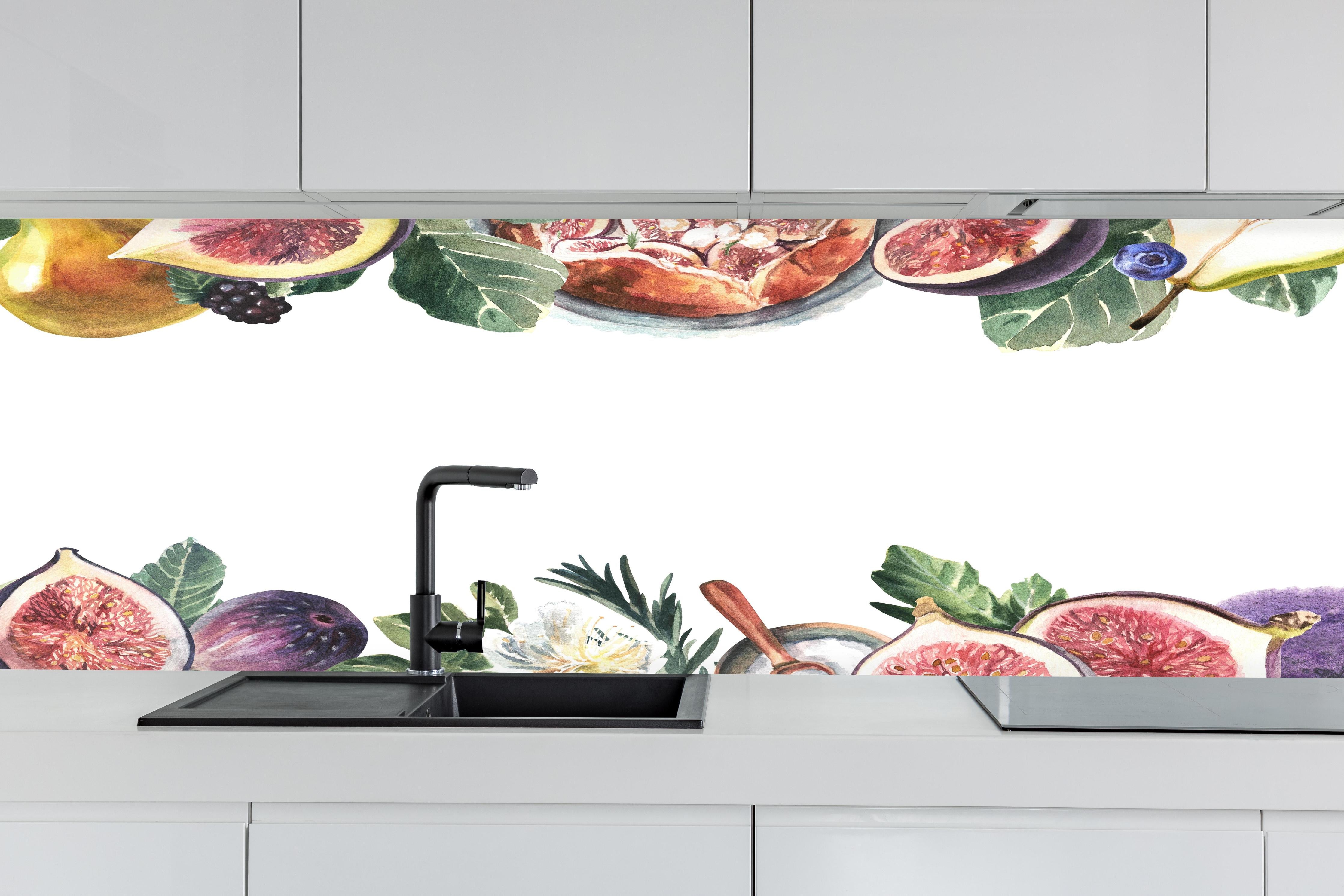 Küche - Aquarell Obst-Bordüre Limette Zitrone Feige hinter weißen Hochglanz-Küchenregalen und schwarzem Wasserhahn