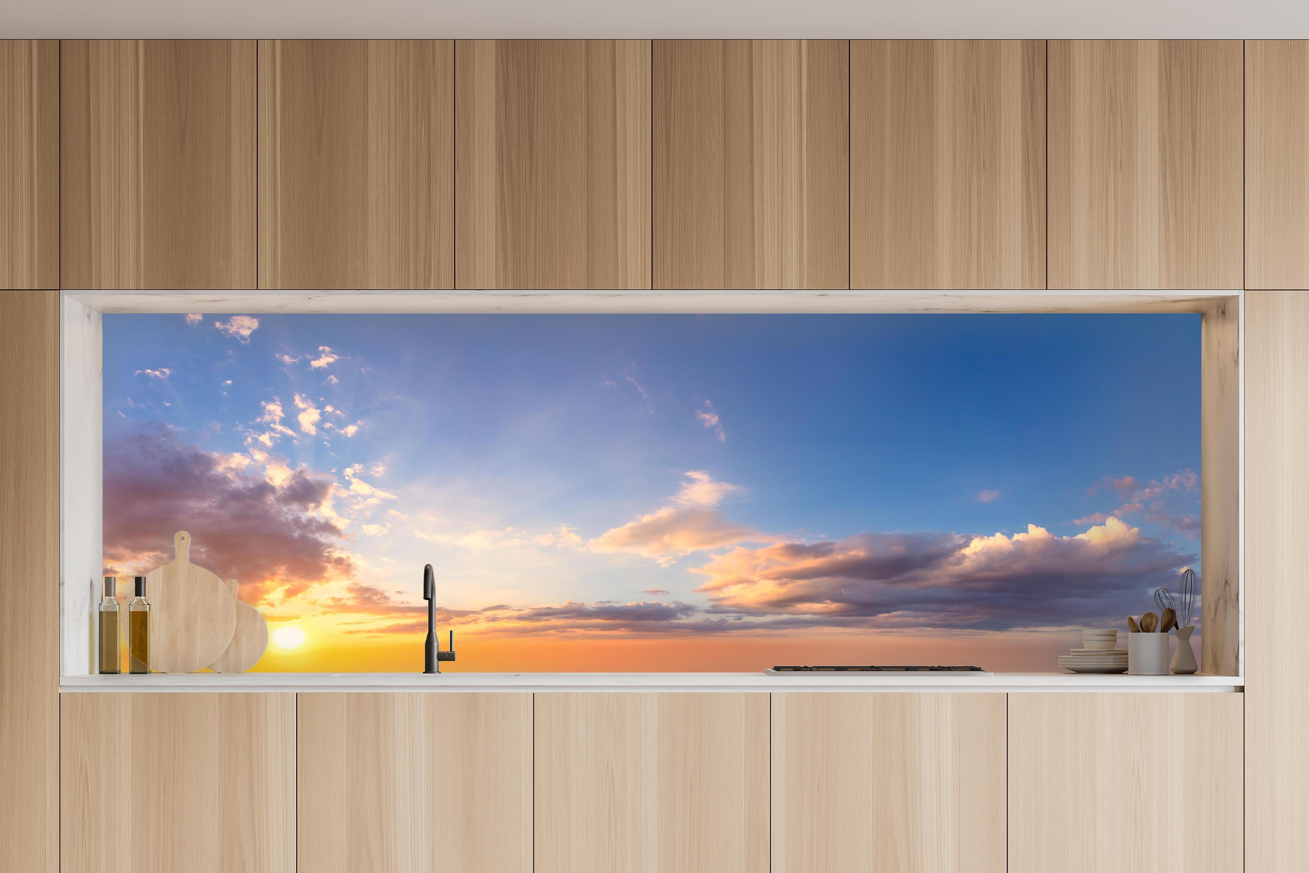 Küche - Blau-Orange Sonnenuntergang in charakteristischer Vollholz-Küche mit modernem Gasherd