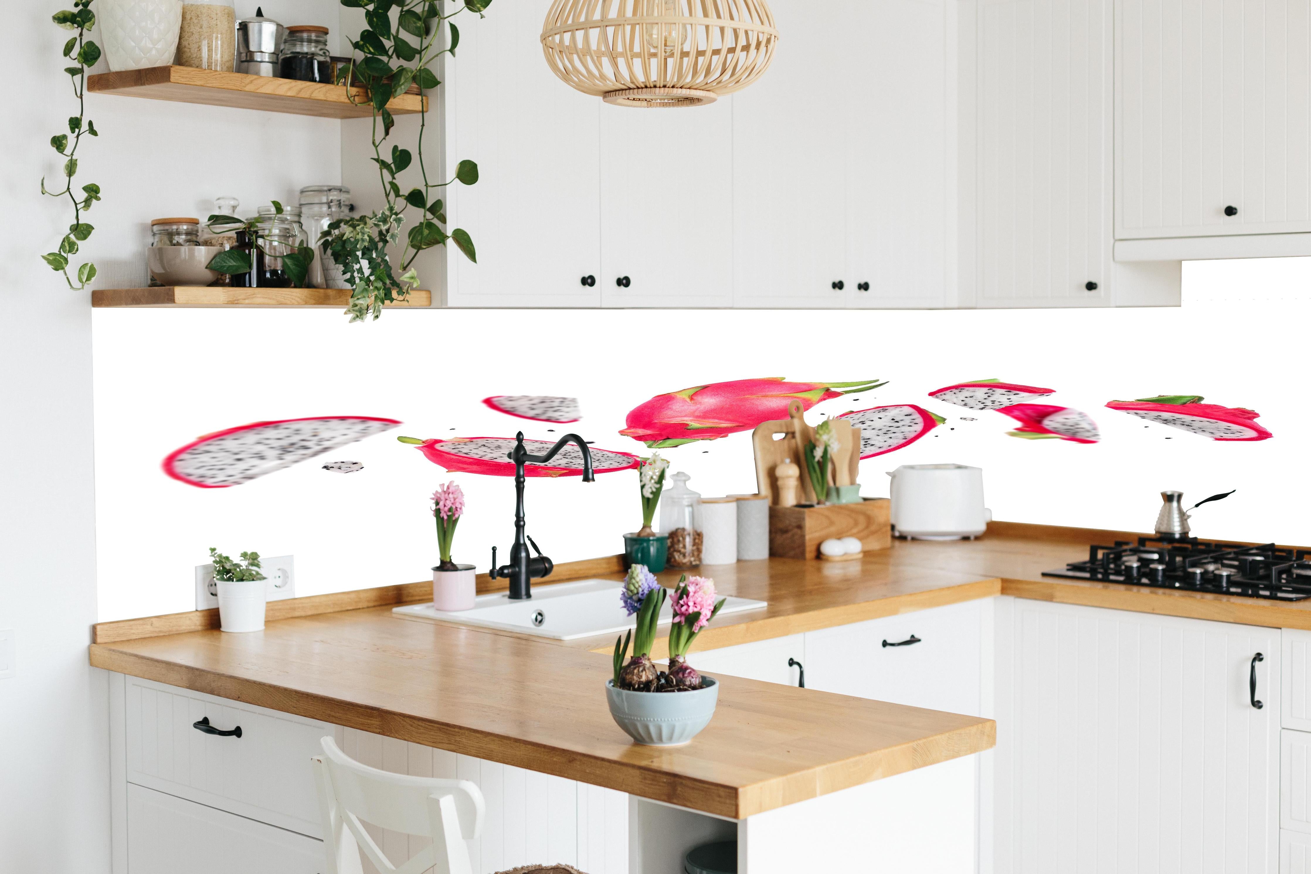 Küche - Drachenfrucht Pink Weiß in lebendiger Küche mit bunten Blumen