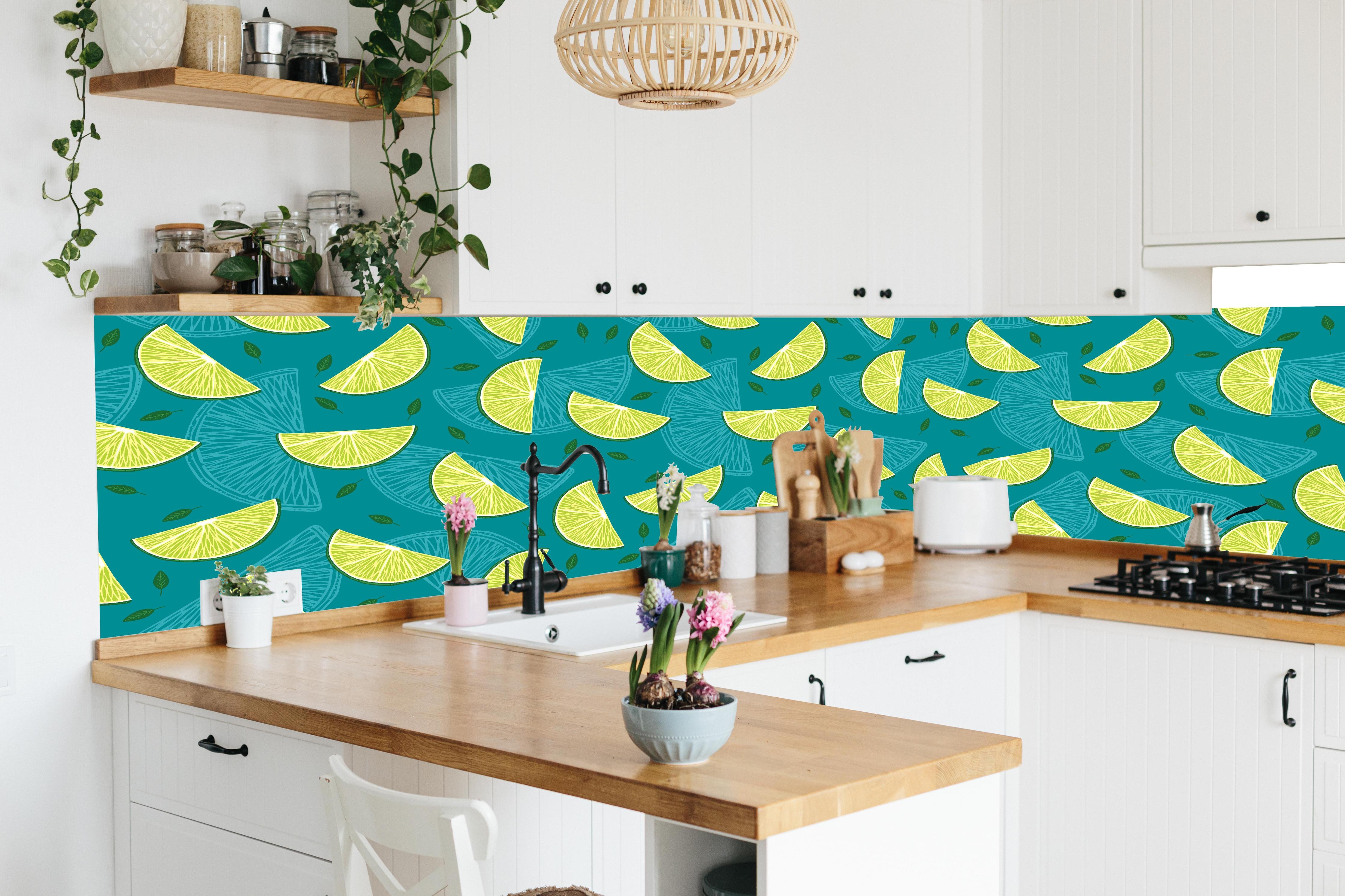 Küche - Limettenmuster Türkis-Grün in lebendiger Küche mit bunten Blumen