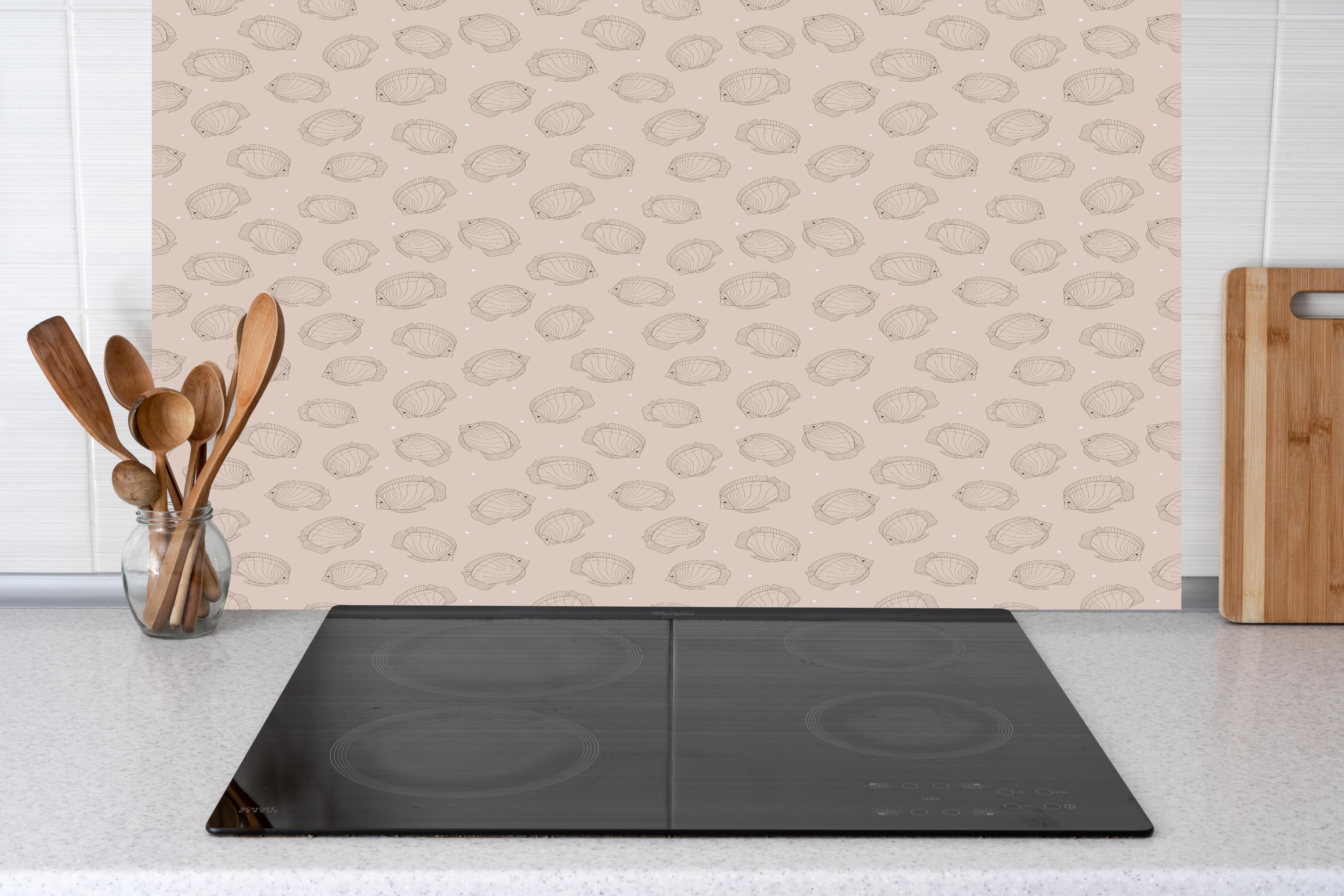 Küche - Minimalistische Fische Beige-Rosa hinter Cerankochfeld und Holz-Kochutensilien