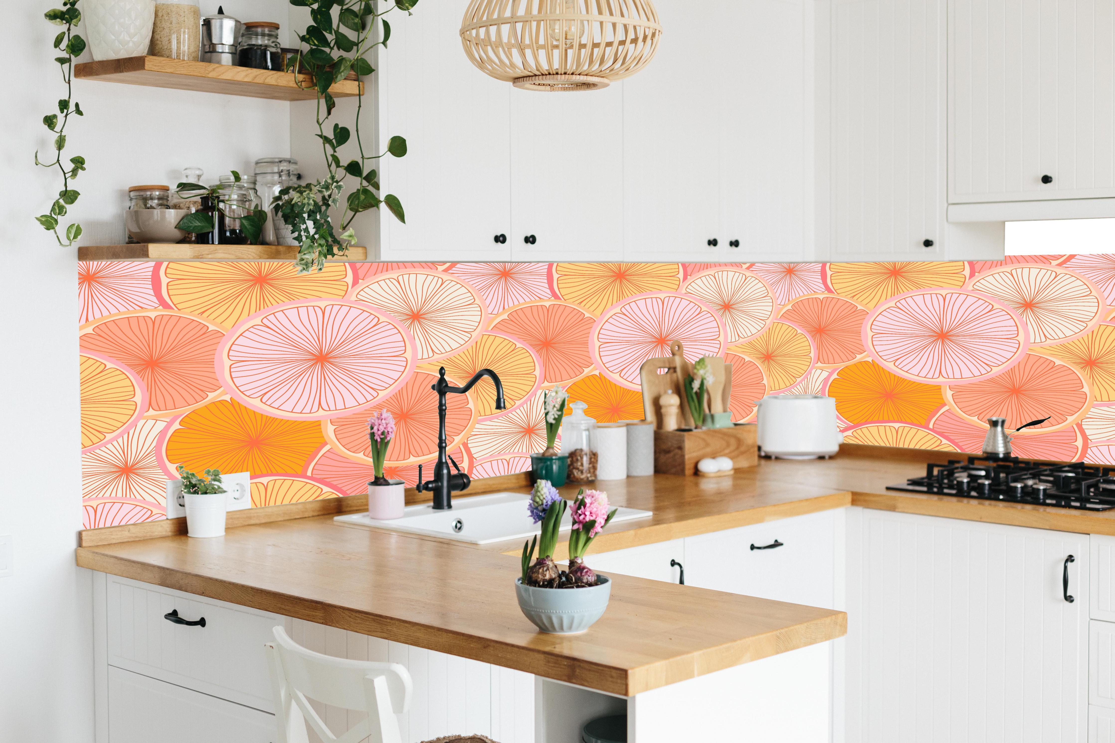 Küche - Neon-Orange Zitrus-Muster in lebendiger Küche mit bunten Blumen