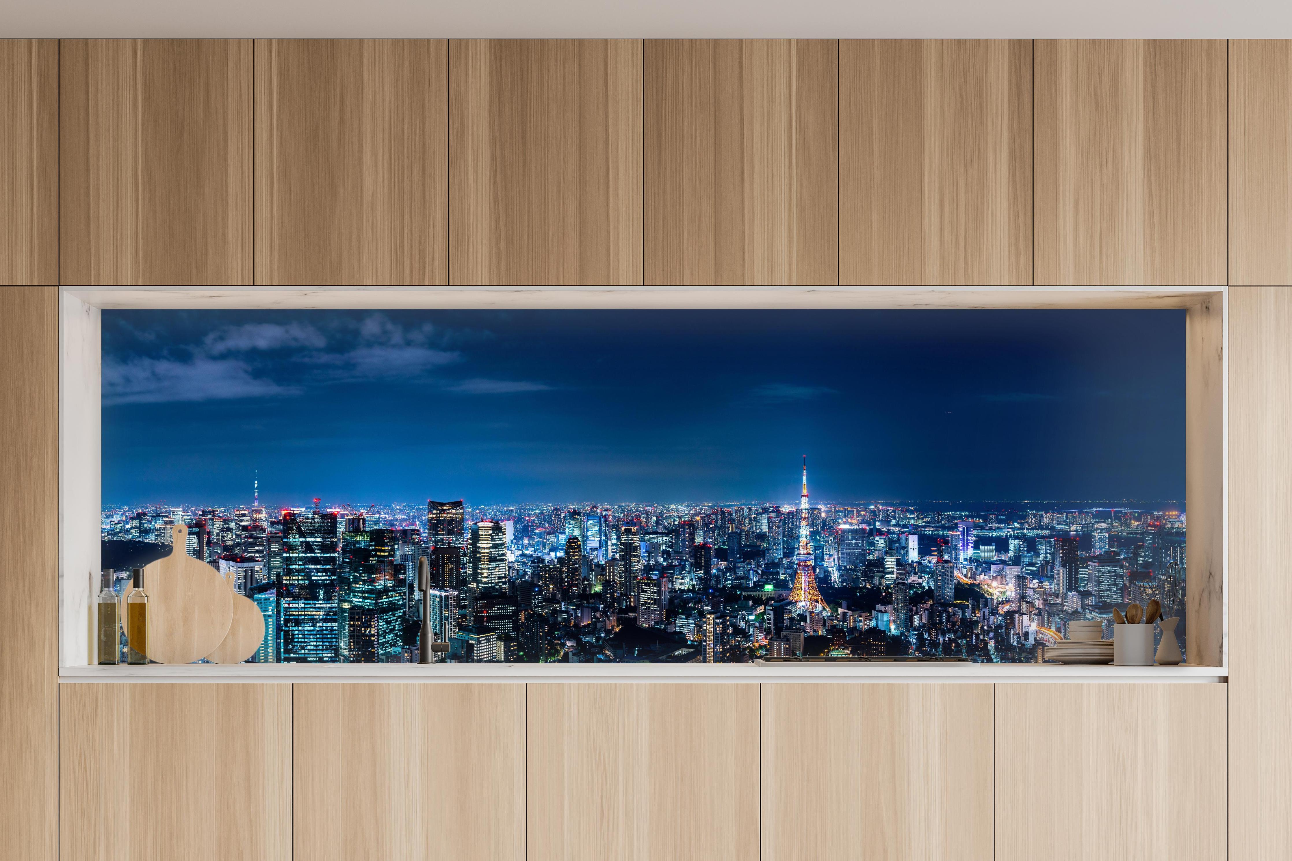 Küche - Tokio Skyline bei Nacht in charakteristischer Vollholz-Küche mit modernem Gasherd