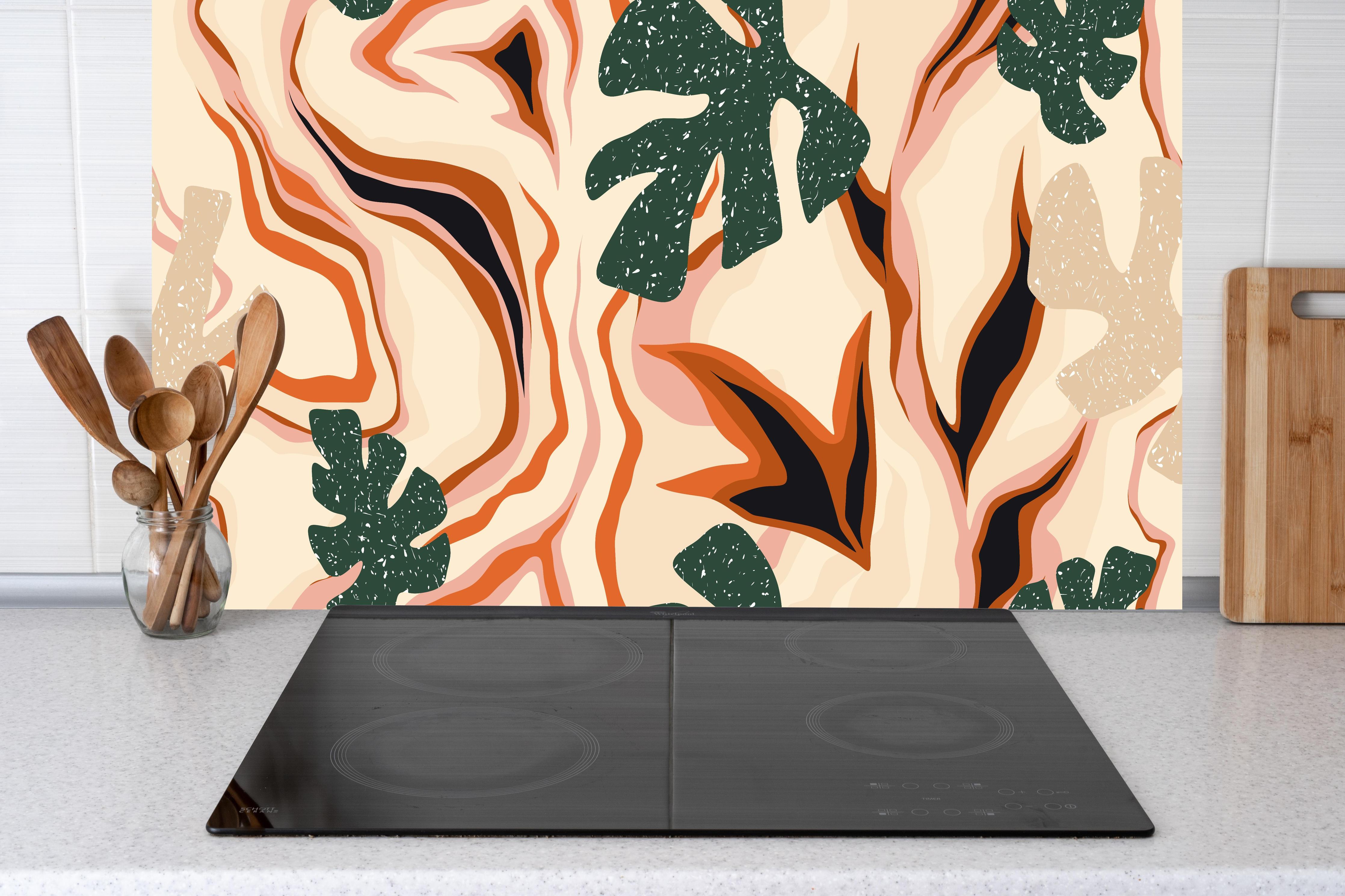 Küche - Tropischer Vortex Beige-Orange hinter Cerankochfeld und Holz-Kochutensilien