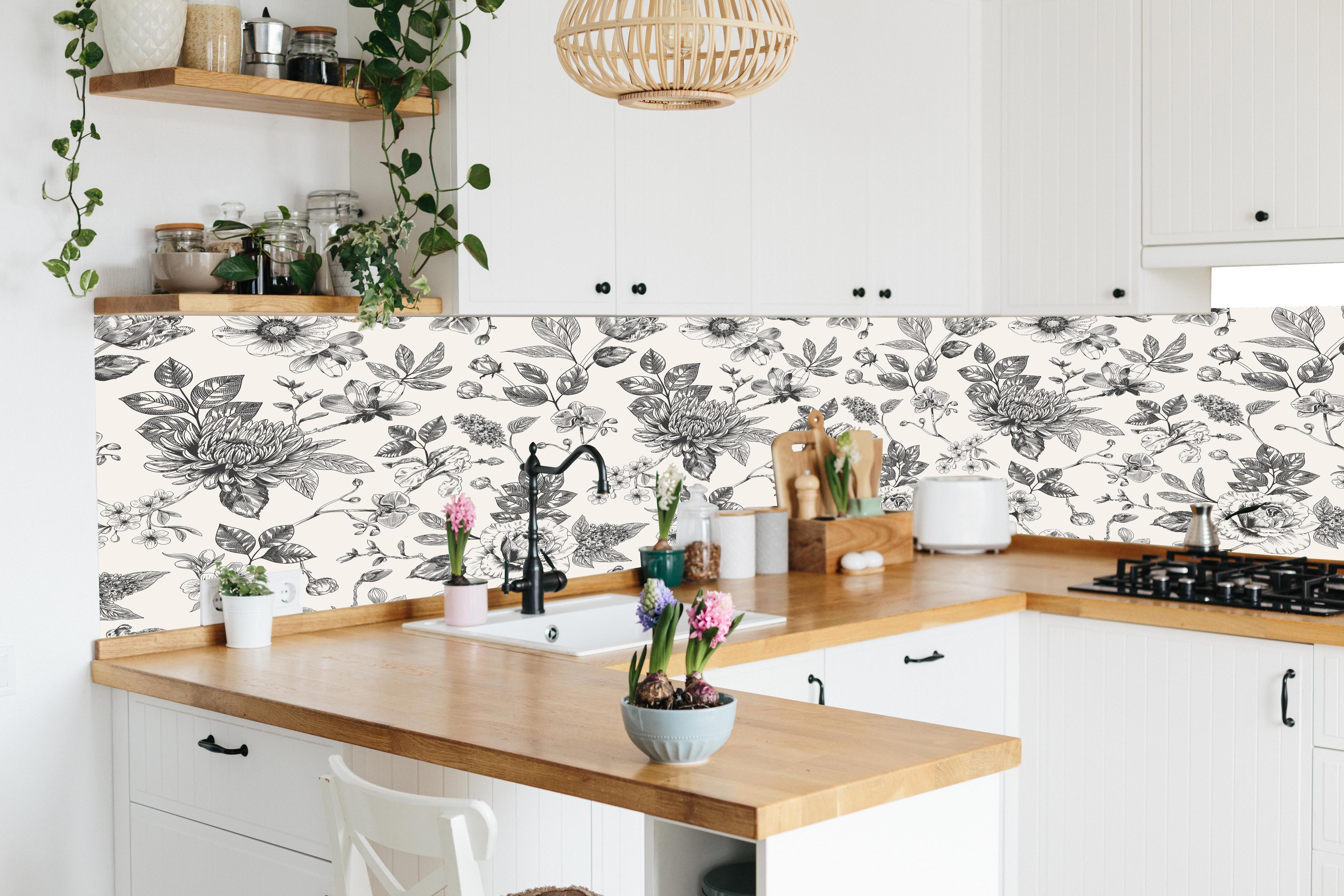Küche - Vintage-Blumen Schwarz-Weiß in lebendiger Küche mit bunten Blumen