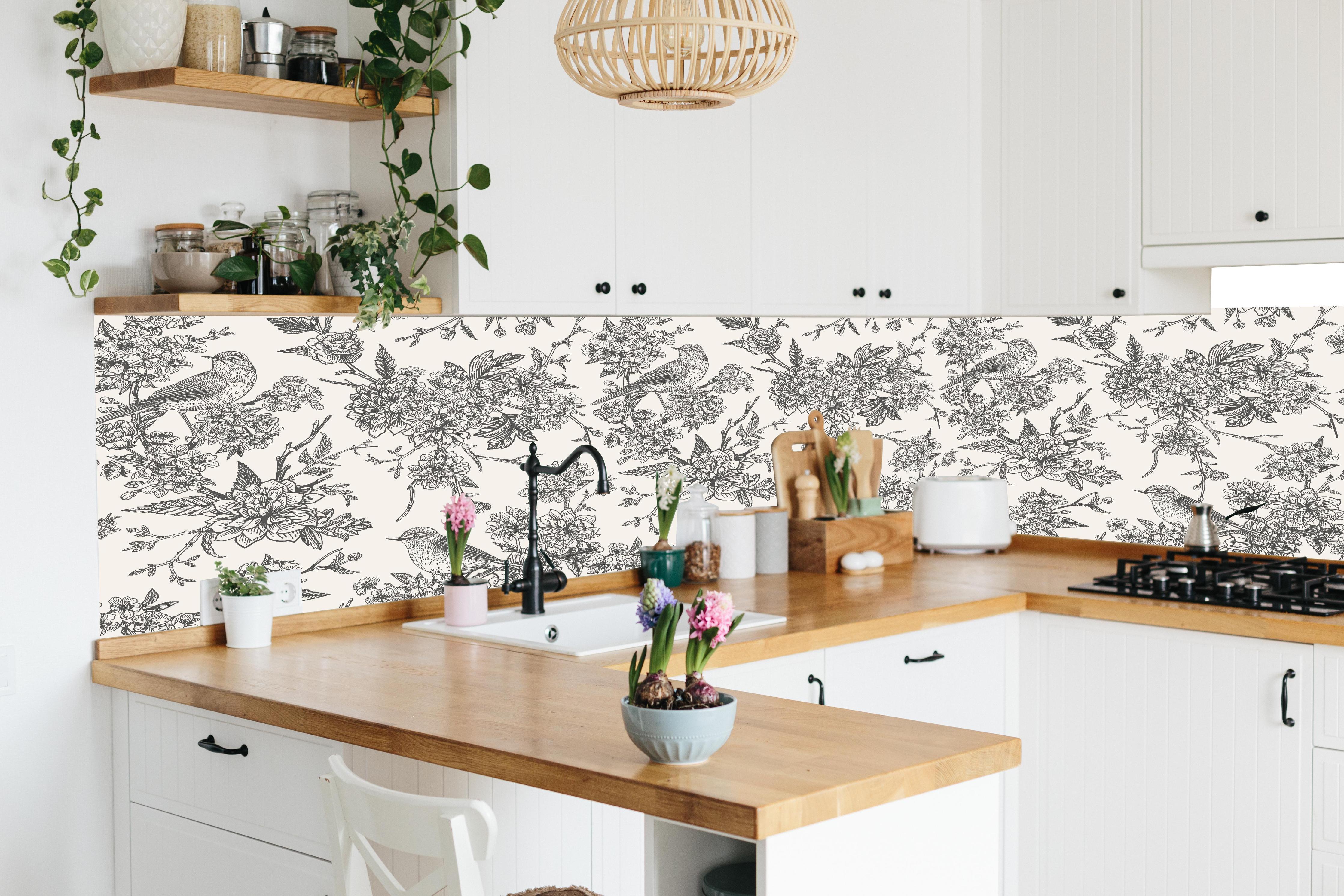 Küche - Vintage Schwarzweiß Blumenmuster in lebendiger Küche mit bunten Blumen