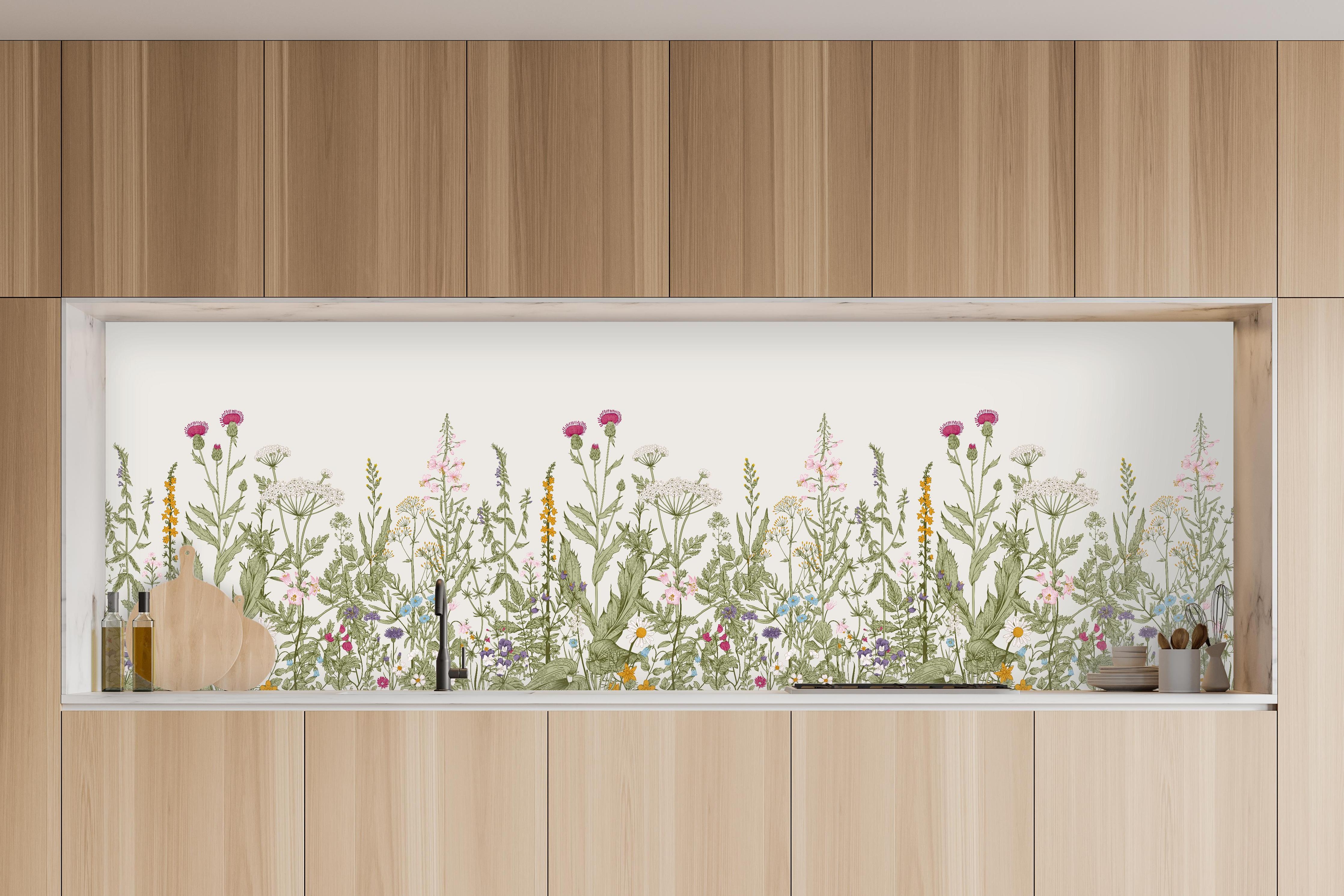 Küche - Vintage Wiesenblumen Bordüre Beige-Grün in charakteristischer Vollholz-Küche mit modernem Gasherd