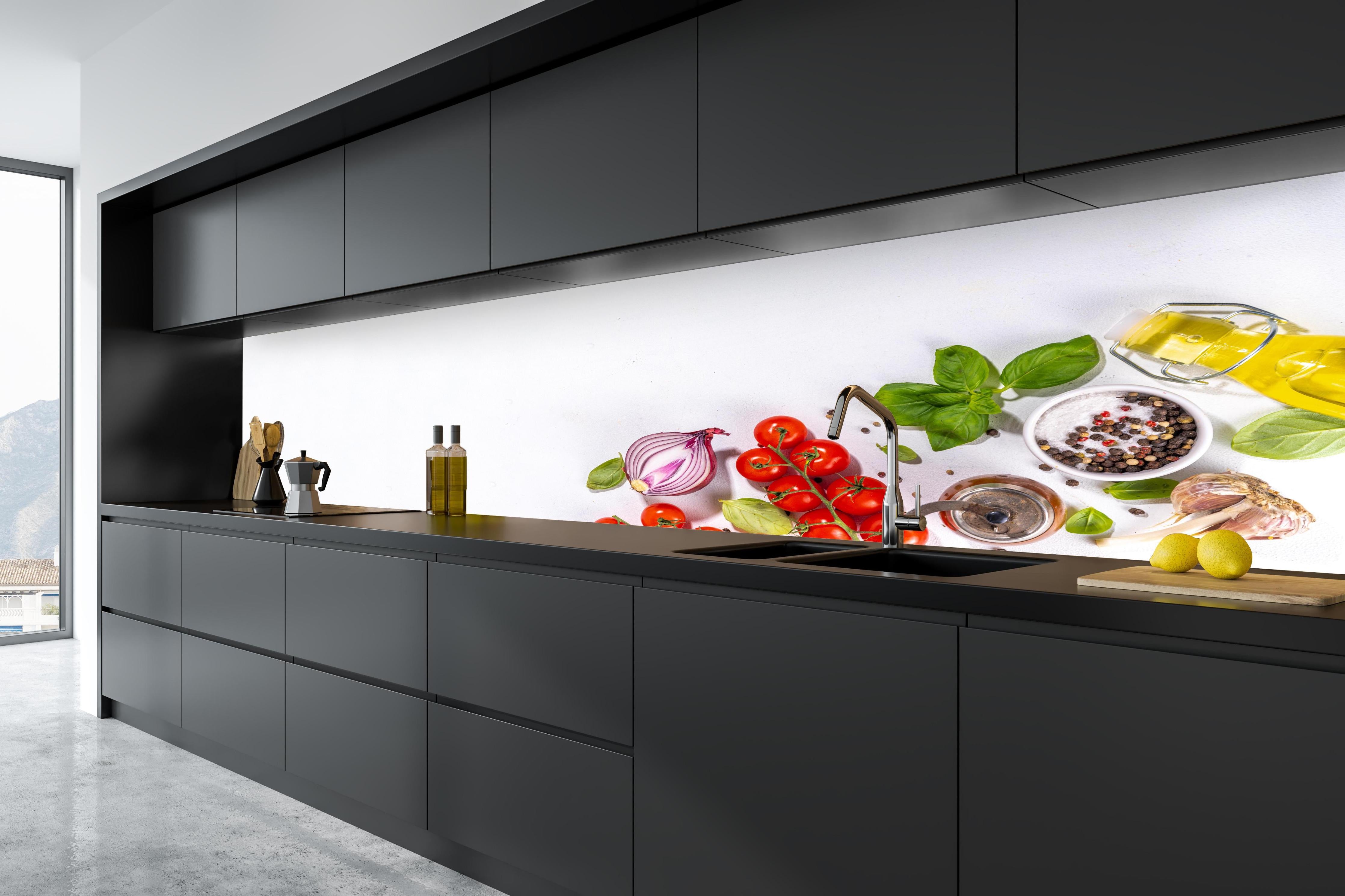 Küche - Weißes Tomaten-Kräuter Stillleben in tiefschwarzer matt-premium Einbauküche