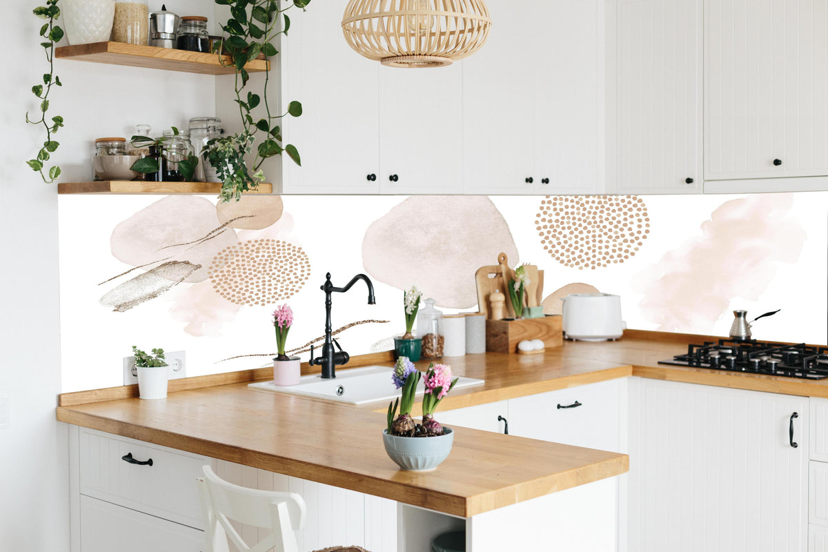 Küche - Abstrakte blush Elemente in lebendiger Küche mit bunten Blumen