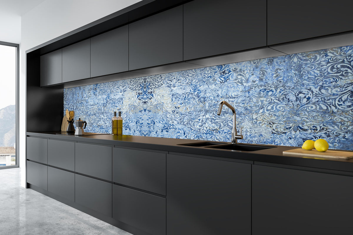 Küche - Alt blau graues vintage Fliesenmuster in tiefschwarzer matt-premium Einbauküche
