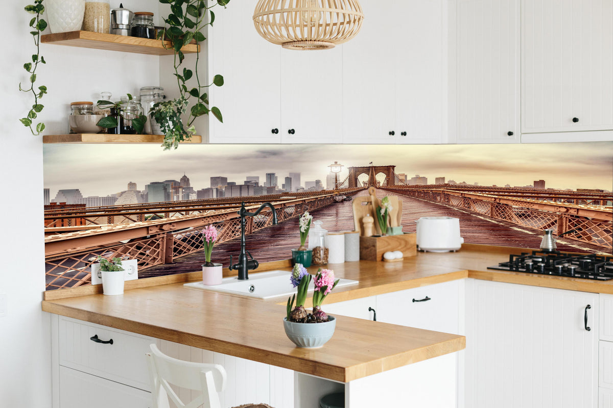 Küche - Ansicht der Brücke auf die Stadt in lebendiger Küche mit bunten Blumen
