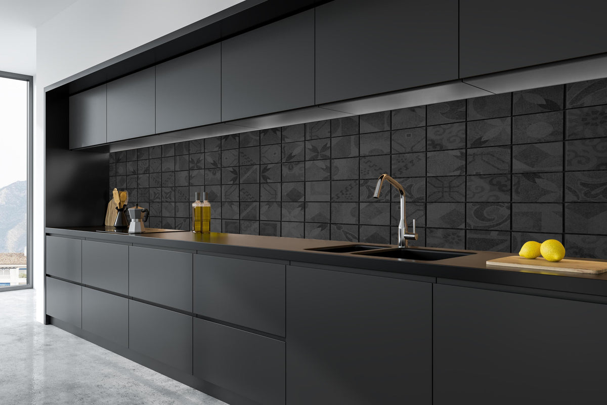 Küche - Anthrazitfarbenes Quadratisches Mosaikmotiv in tiefschwarzer matt-premium Einbauküche