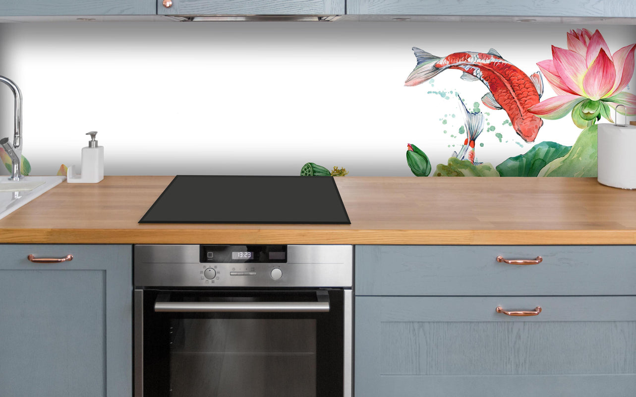 Küche - Aquarell Koi Karpfen und Lotusblume über polierter Holzarbeitsplatte mit Cerankochfeld
