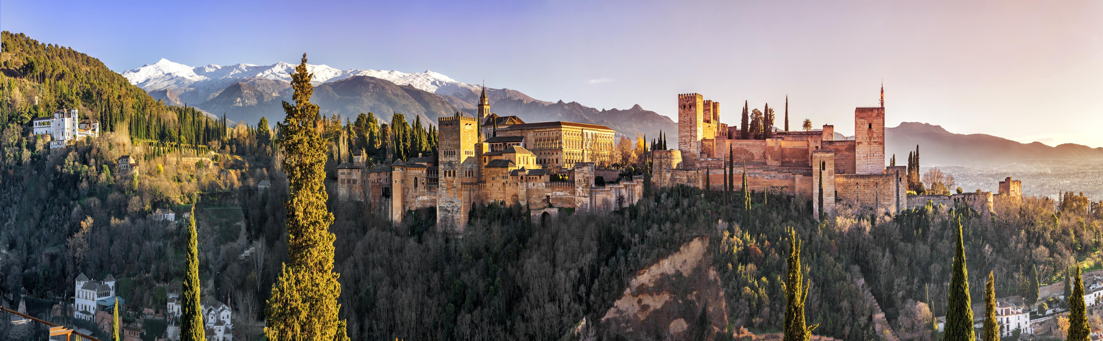 Küchenrückwand-Aussicht auf Alhambra mit Comares-Turm