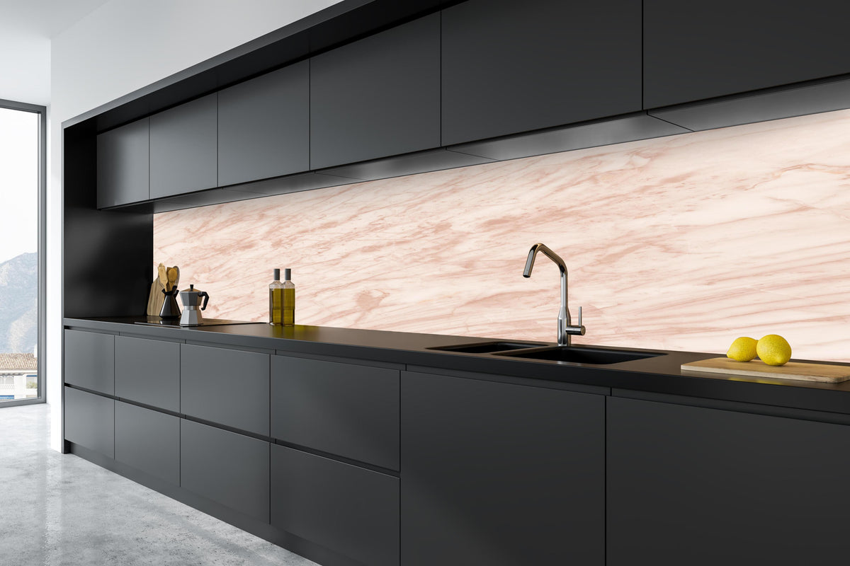 Küche - Beiger abstrakter Marmor in tiefschwarzer matt-premium Einbauküche